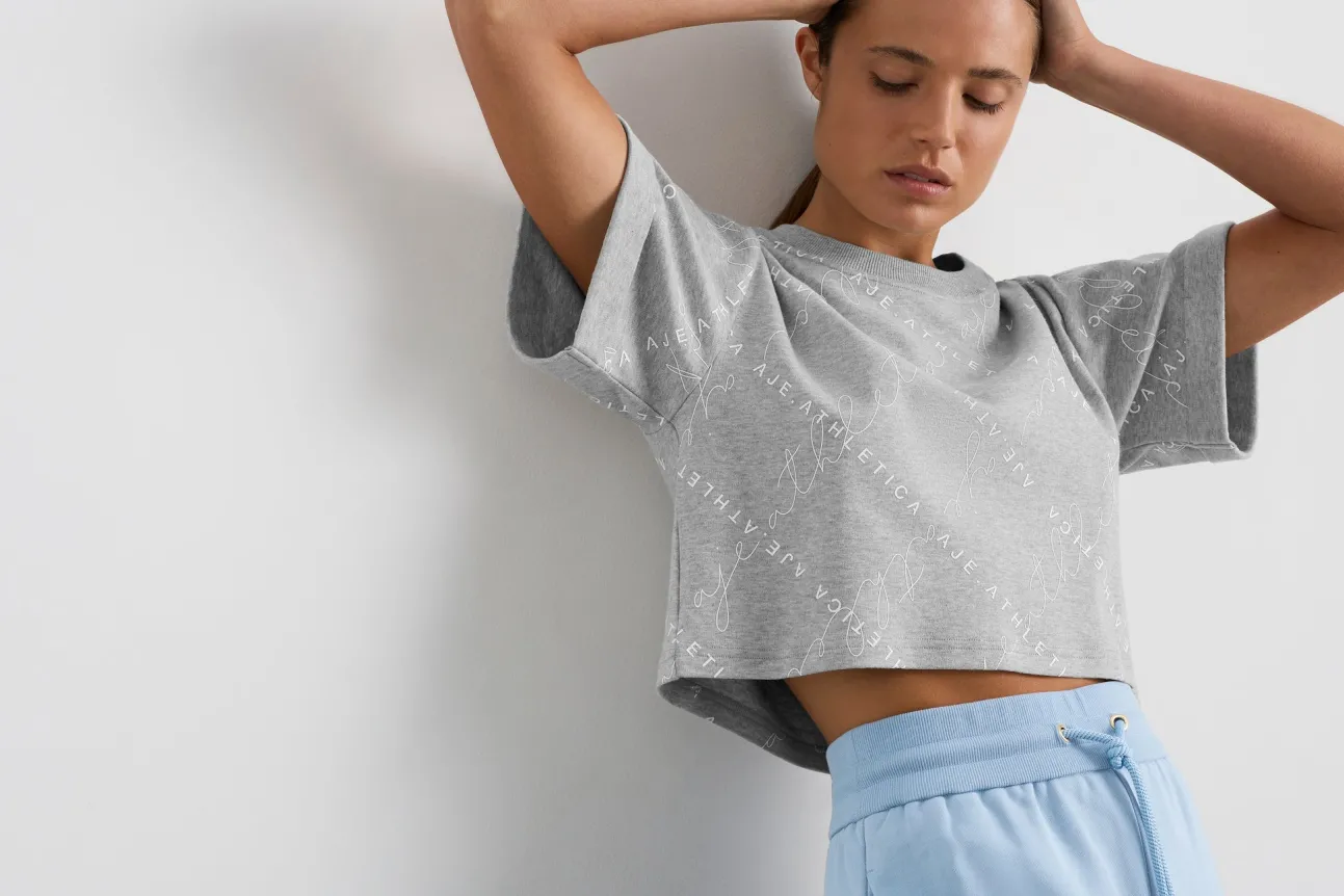 cropped_tee__15-2.webp Cropped Tee 105