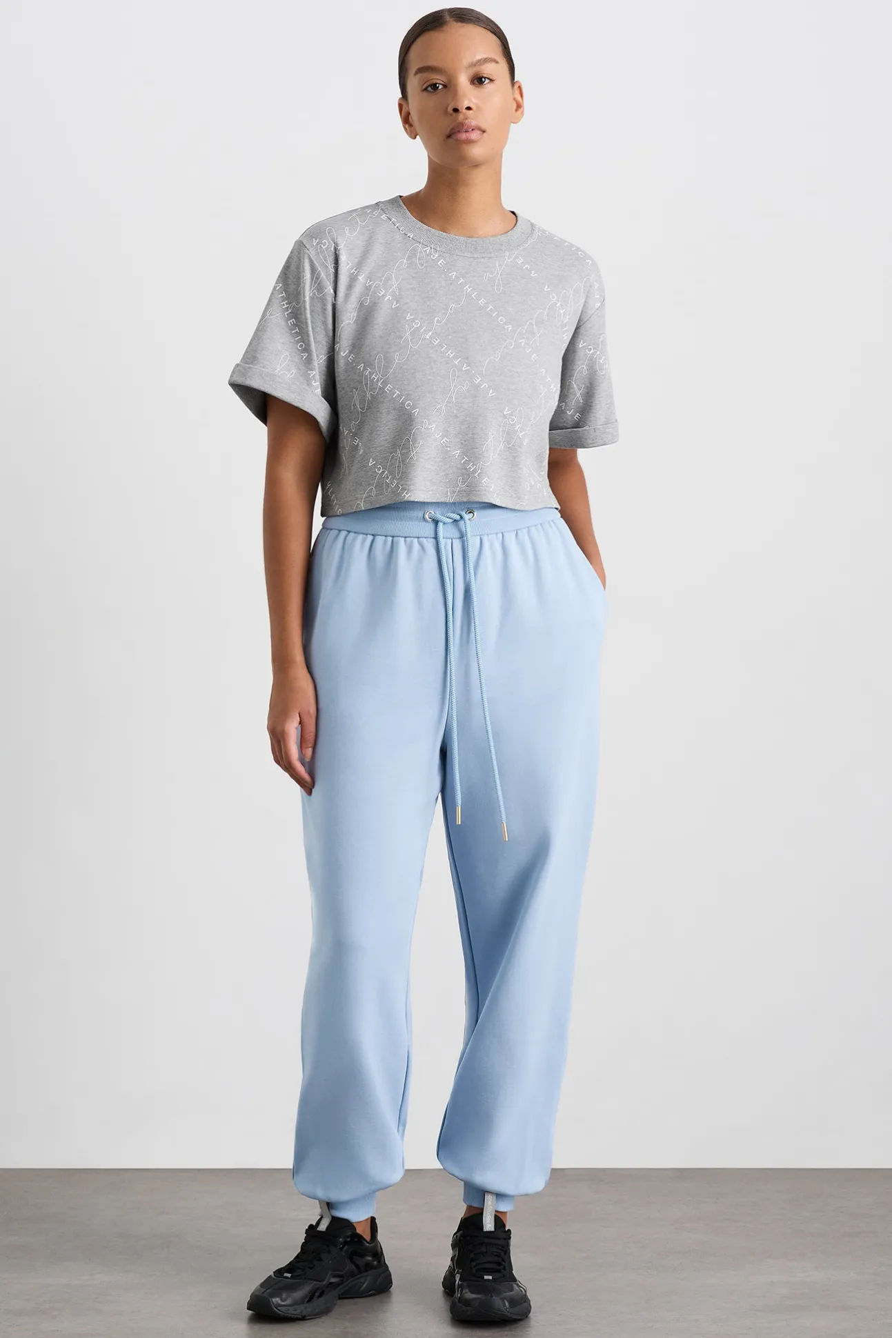 cropped_tee__6-2.webp Cropped Tee 105