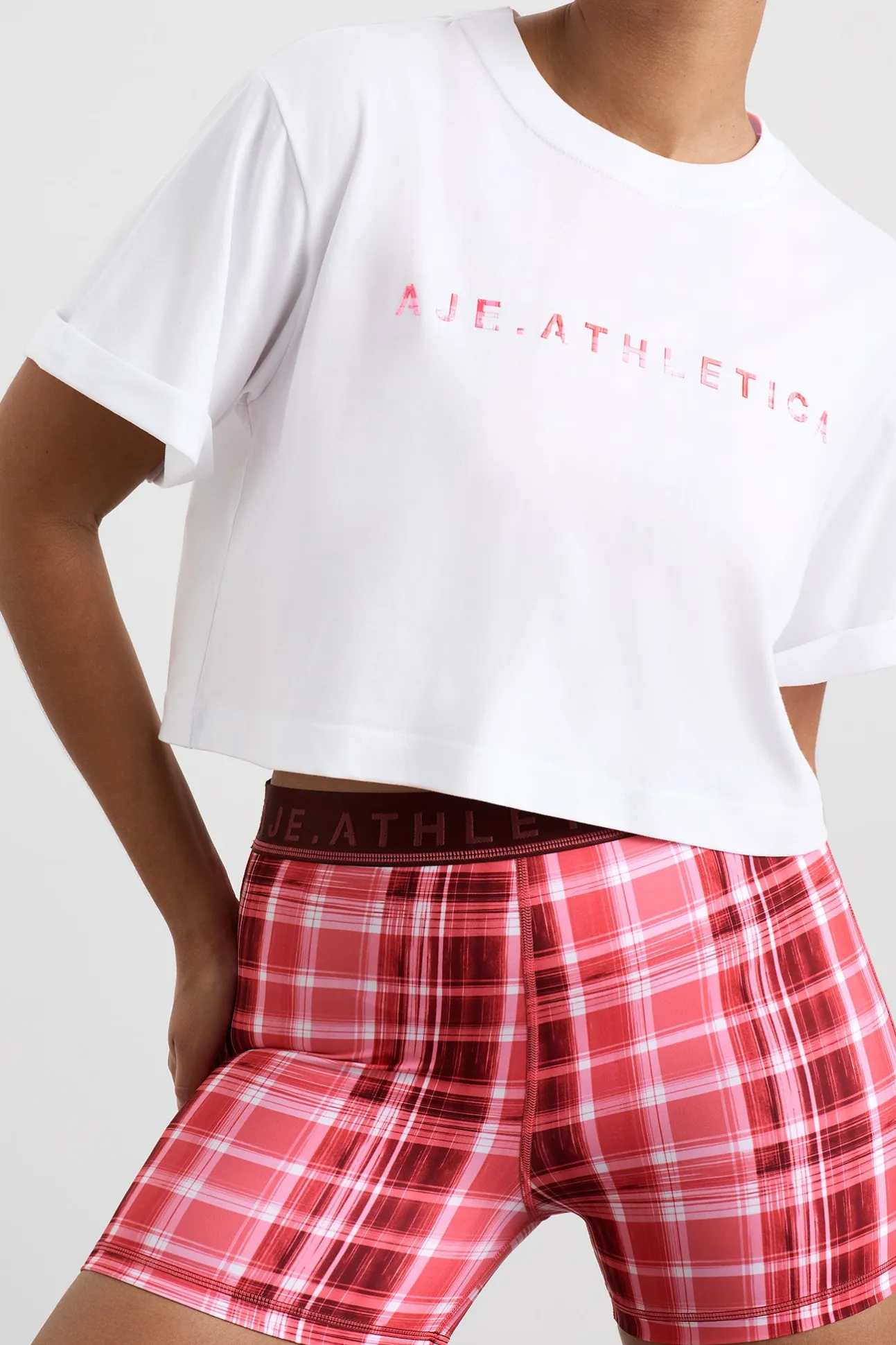 cropped_tee__9.webp Cropped Tee 105