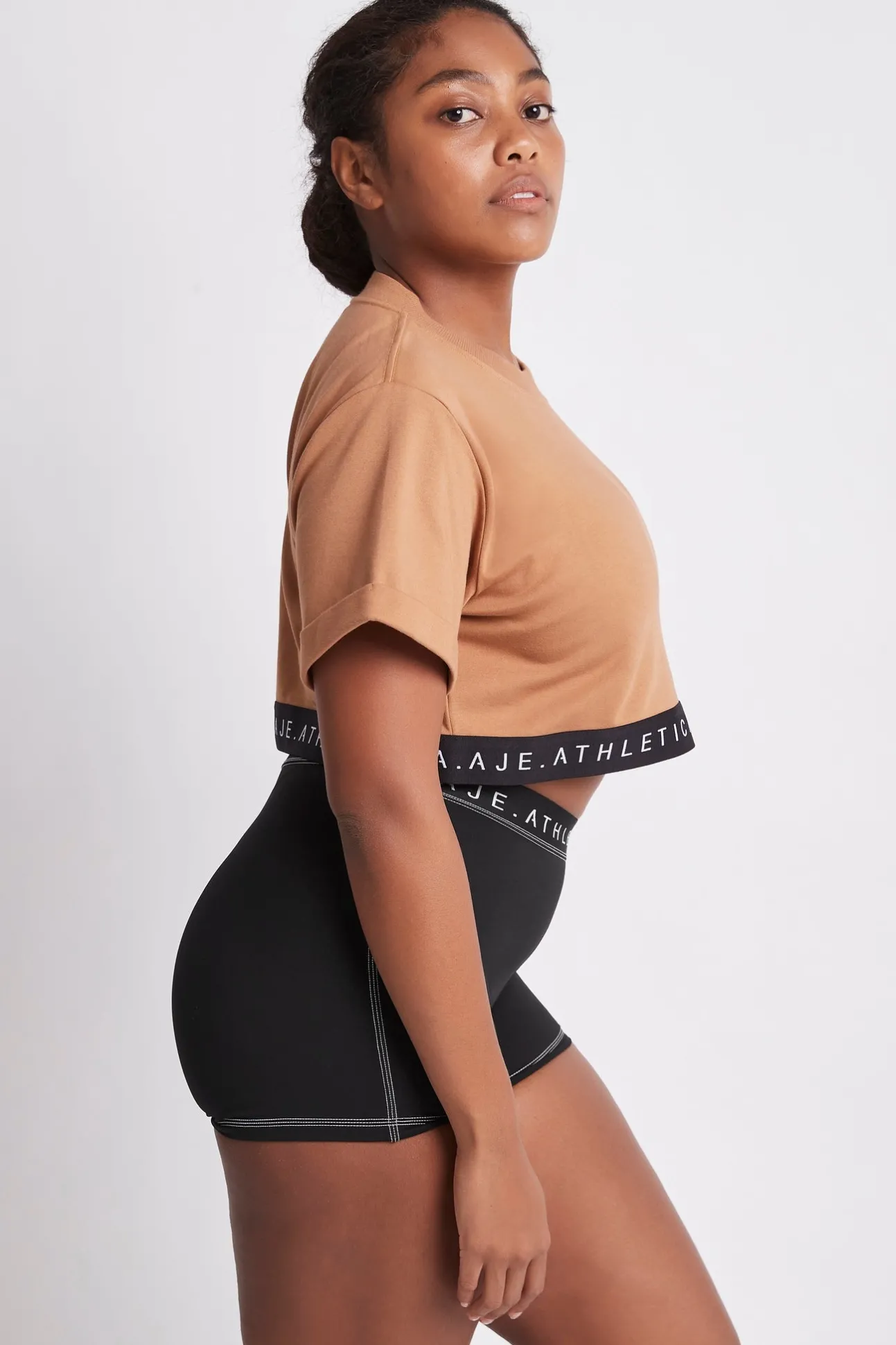 cropped_tshirt__8.webp Cropped T-Shirt 006