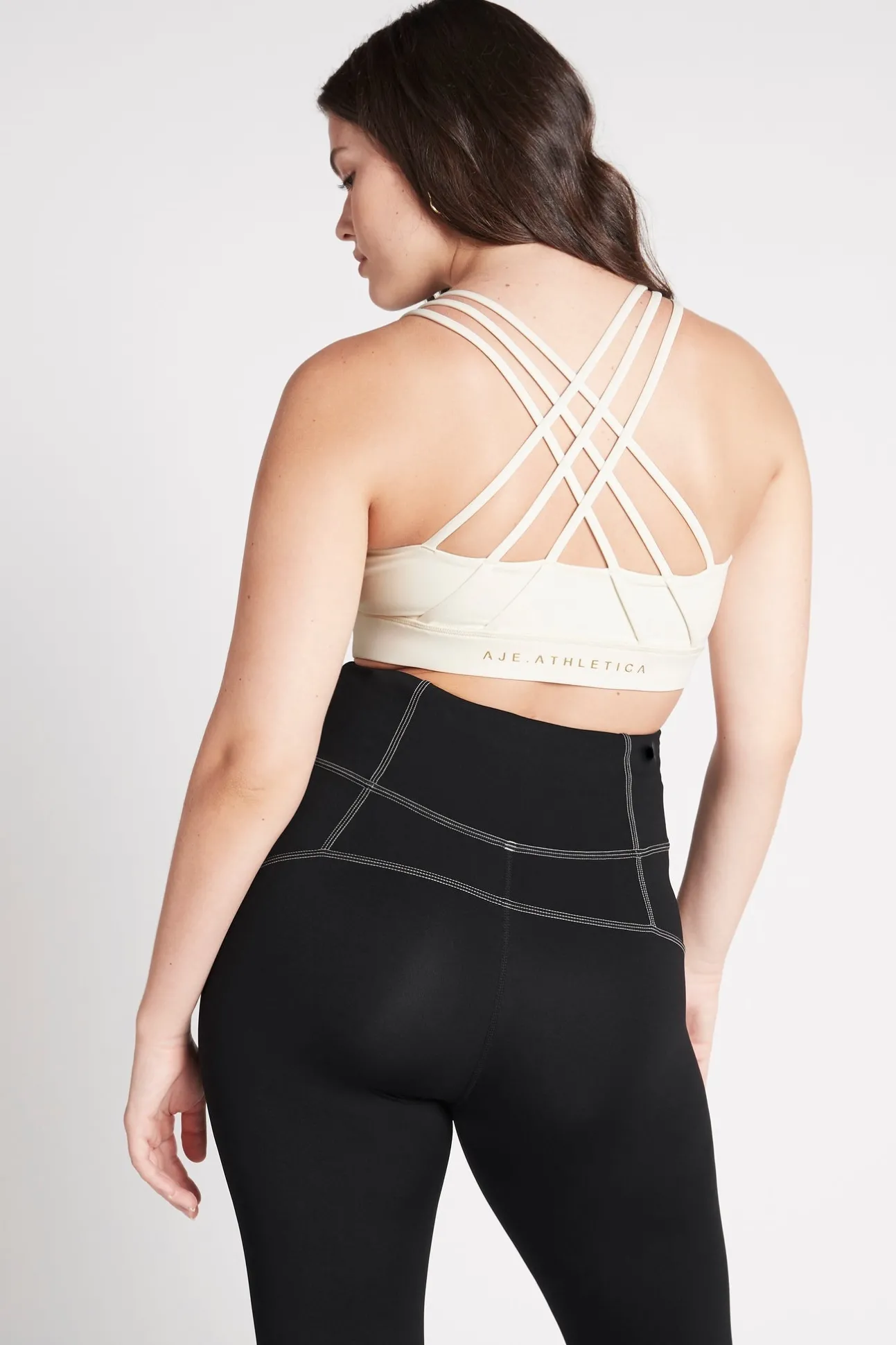cross_back_sports_bra__8-3.webp Cross Back Sports Bra 323