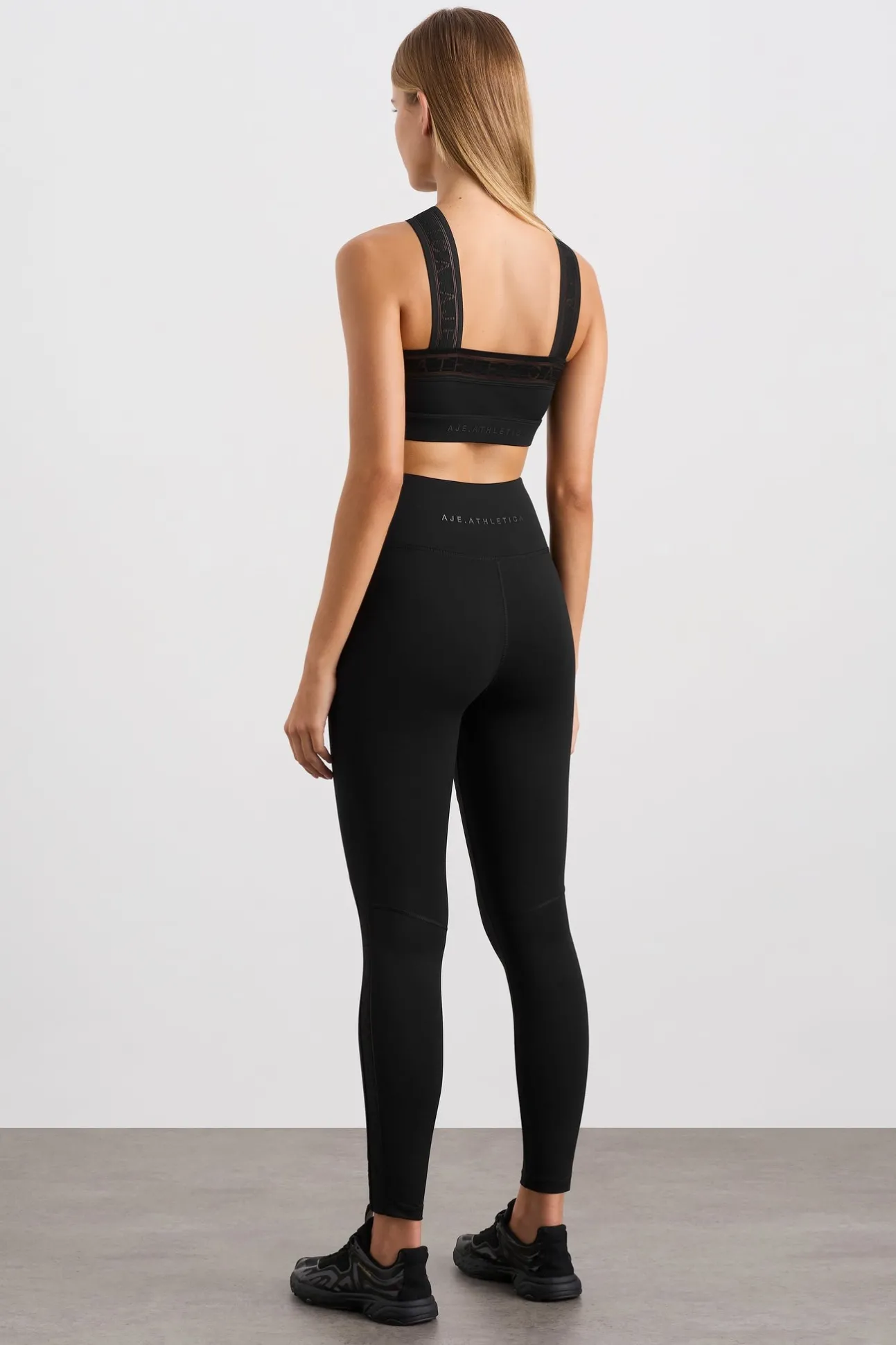 cross_neck_sports_crop__4.webp Cross Neck Sports Crop 384