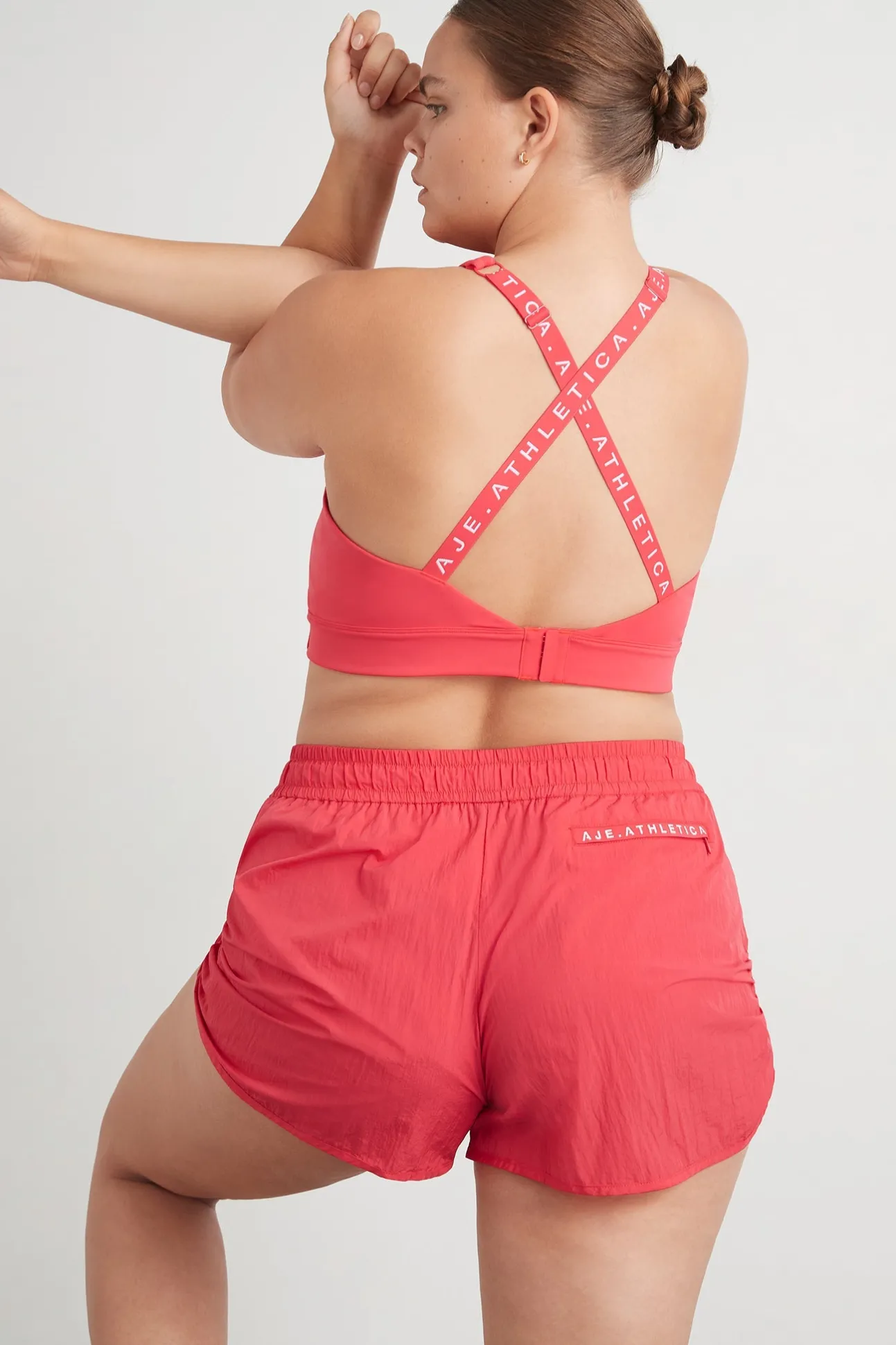 crossback_sports_bra__13.webp Crossback Sports Bra 343