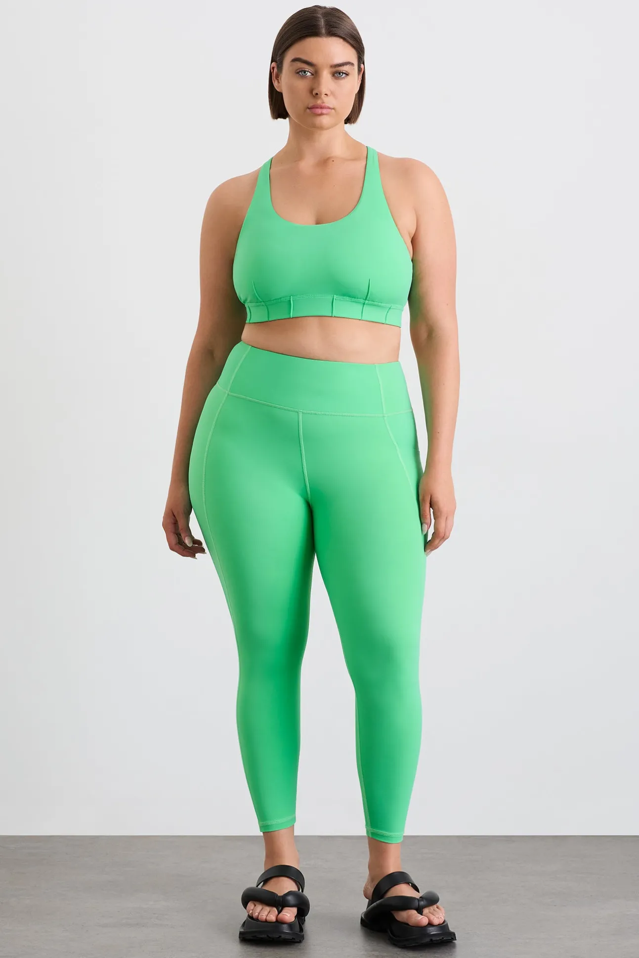 crossback_sports_bra__15-1.webp Crossback Sports Bra 343