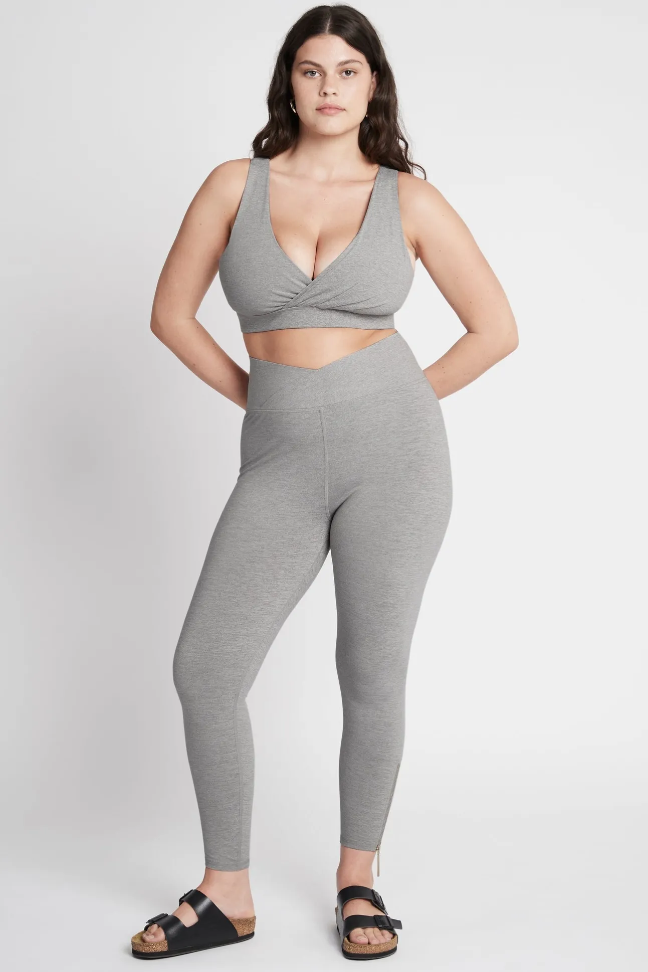 crossover_sports_bra__10.webp Crossover Sports Bra 317