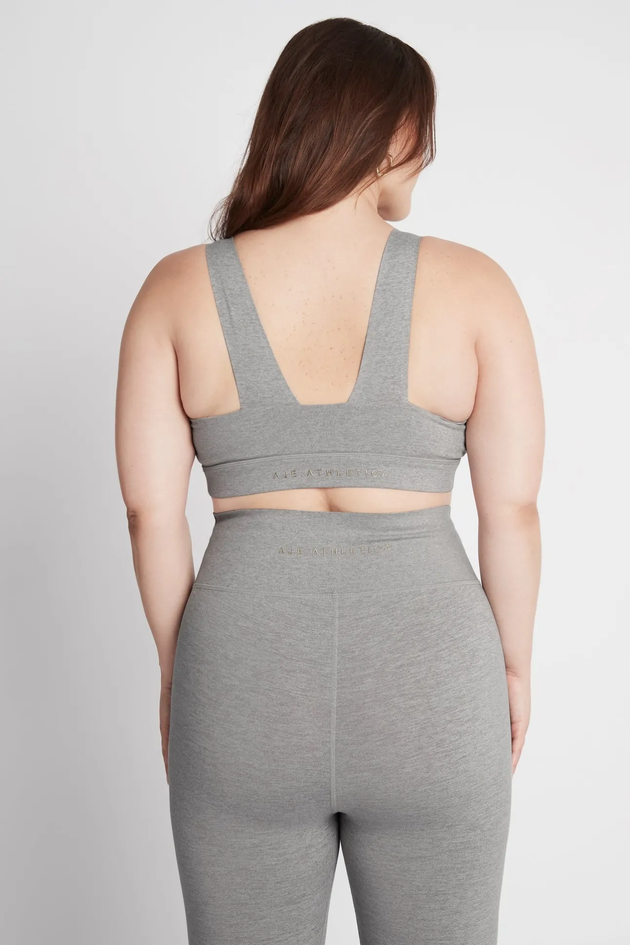 crossover_sports_bra__14.webp Crossover Sports Bra 317