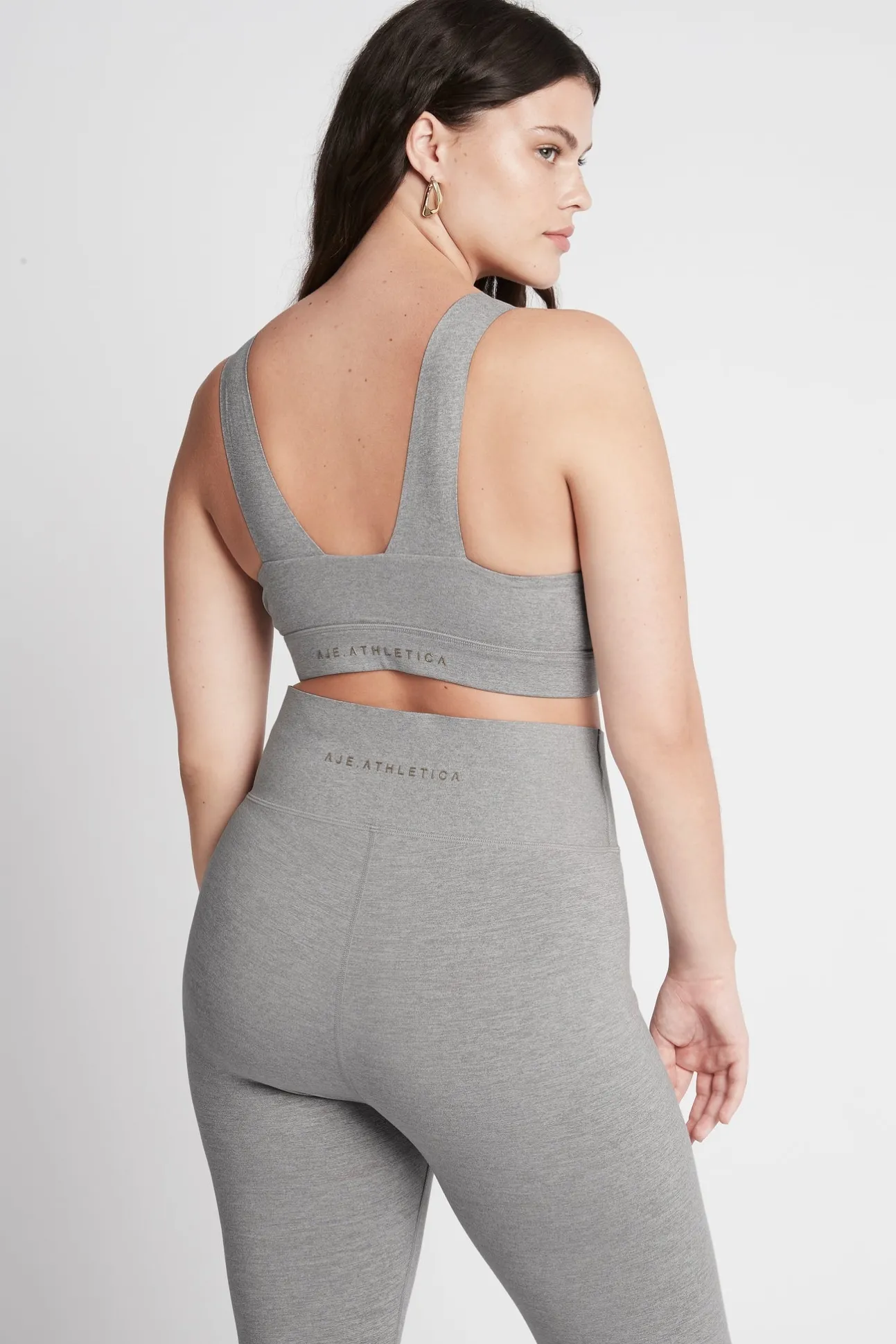 crossover_sports_bra__9.webp Crossover Sports Bra 317