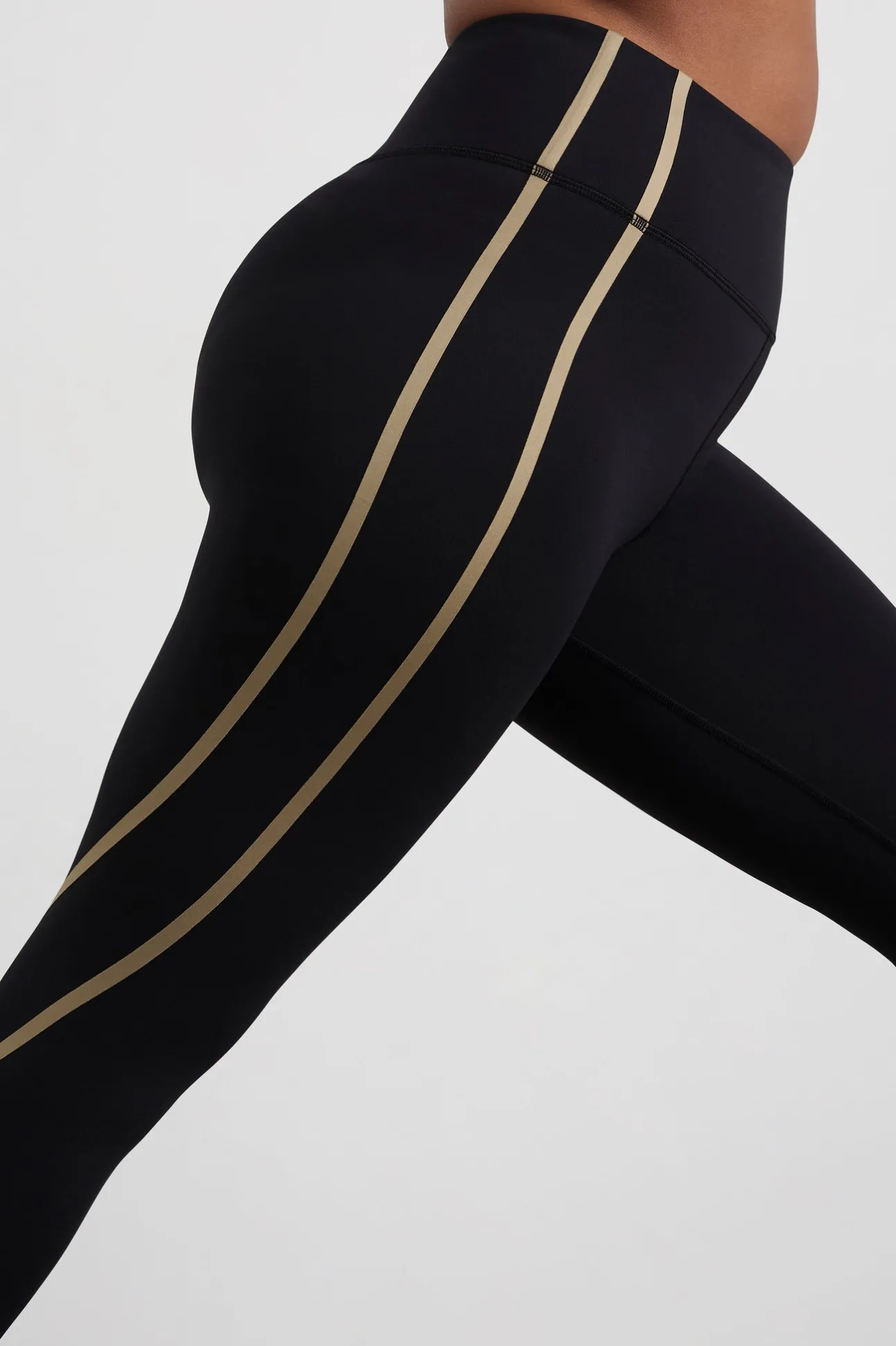 curved_seam__legging__9.webp Curved Seam 7/8 Legging 241
