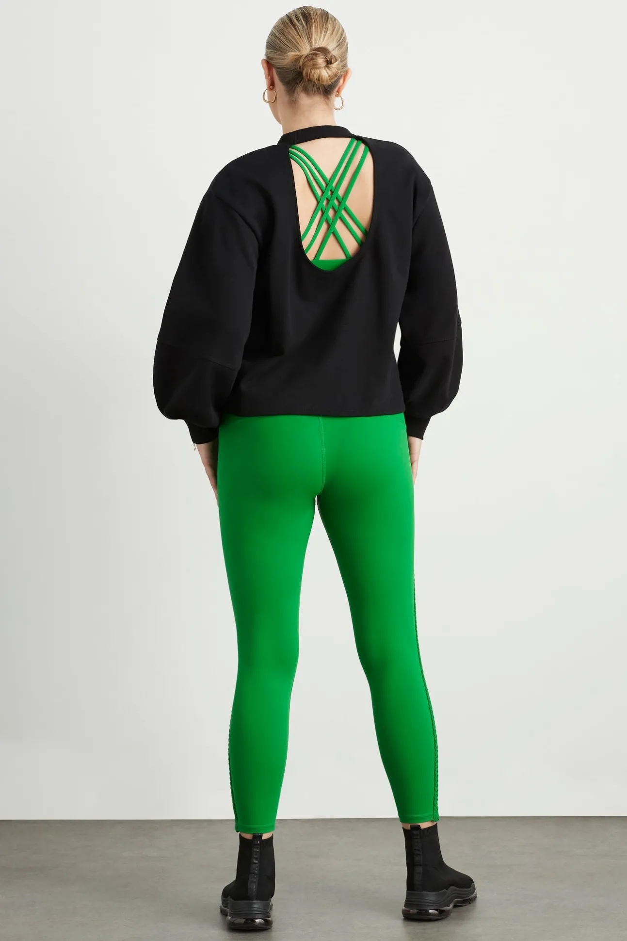 cut_out_back_crew_jumper__8.webp Cut Out Back Crew Jumper 417