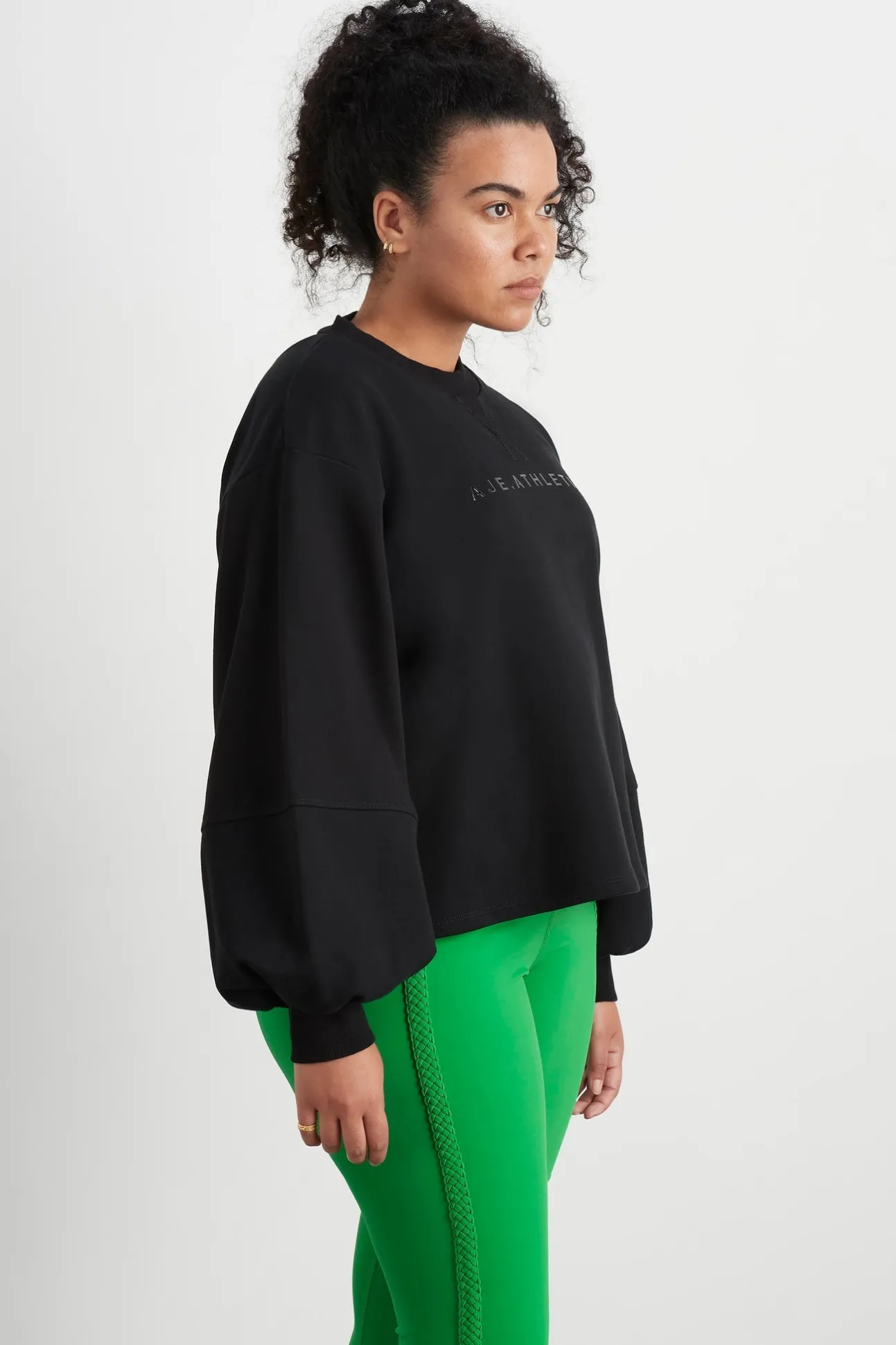 cut_out_back_crew_jumper__9.webp Cut Out Back Crew Jumper 417
