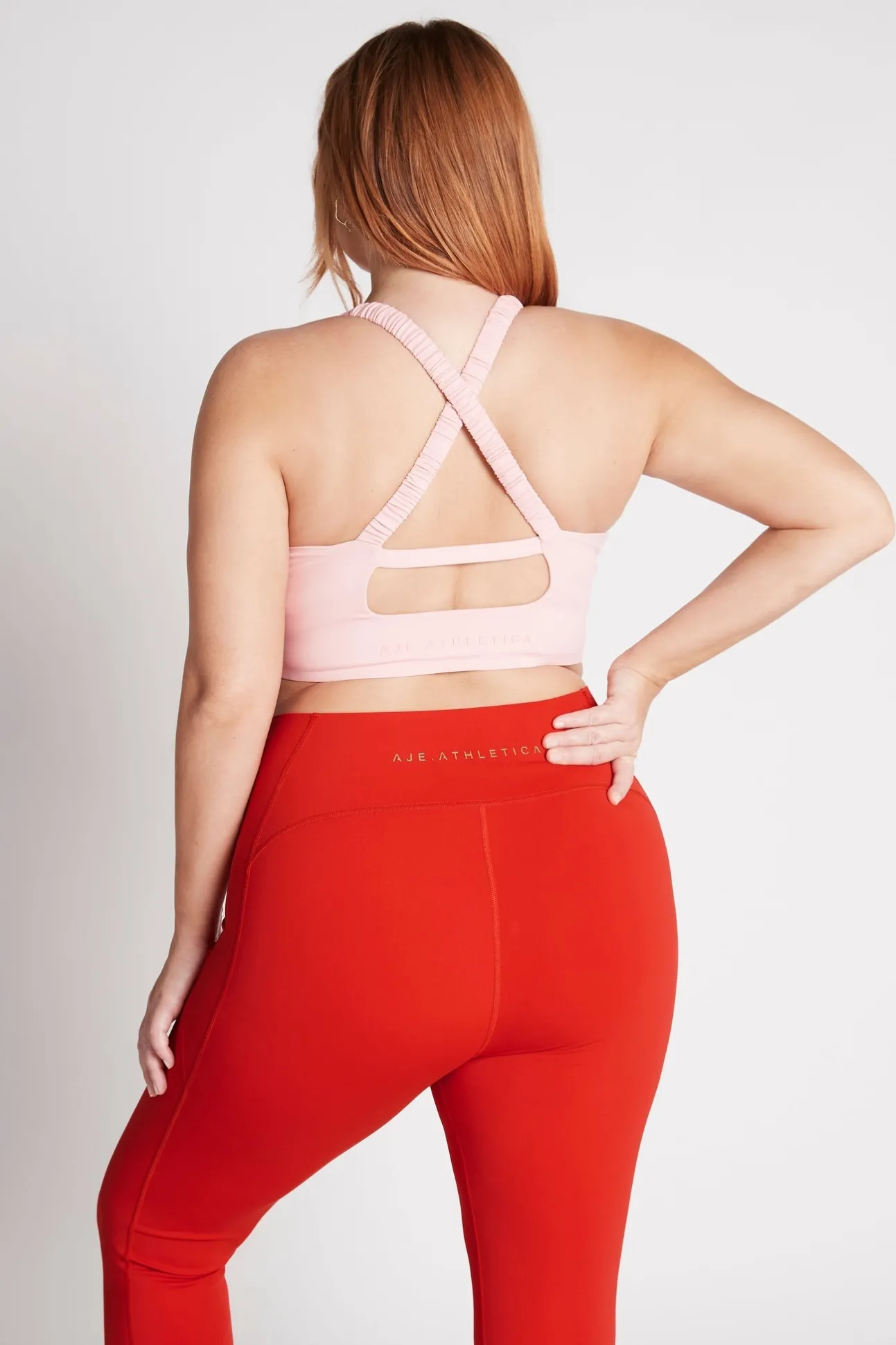 cut_out_cross_back_sports_14-1.webp Cut Out Cross Back Sports Bra 314