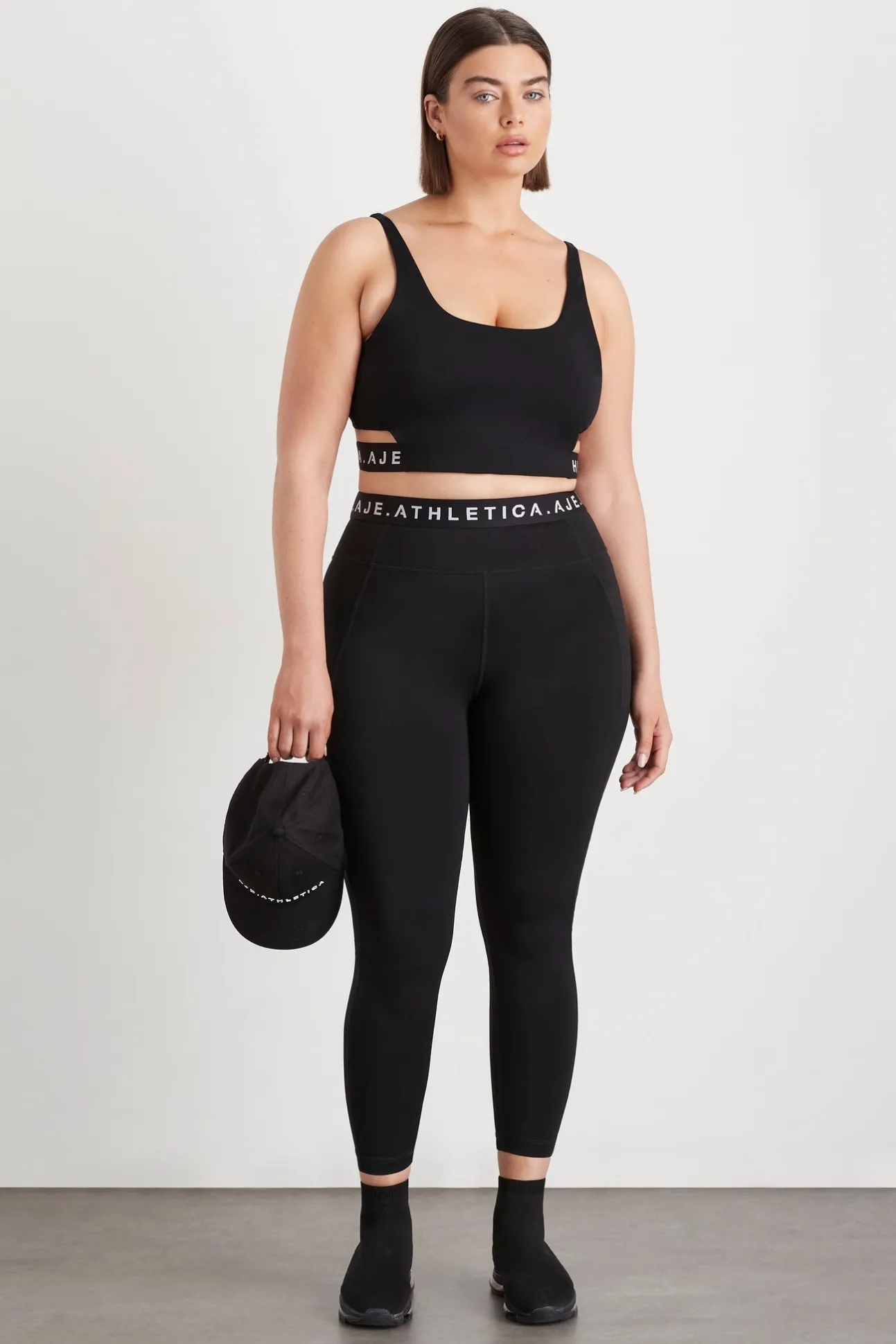 cut_out_elastic_sports_br_12.webp Cut Out Elastic Sports Bra 337