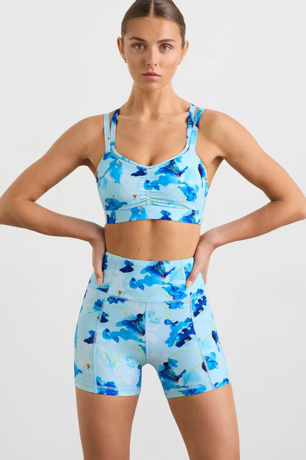 double_layer_crossback_br_0-1.webp Double Layer Crossback Bra 350