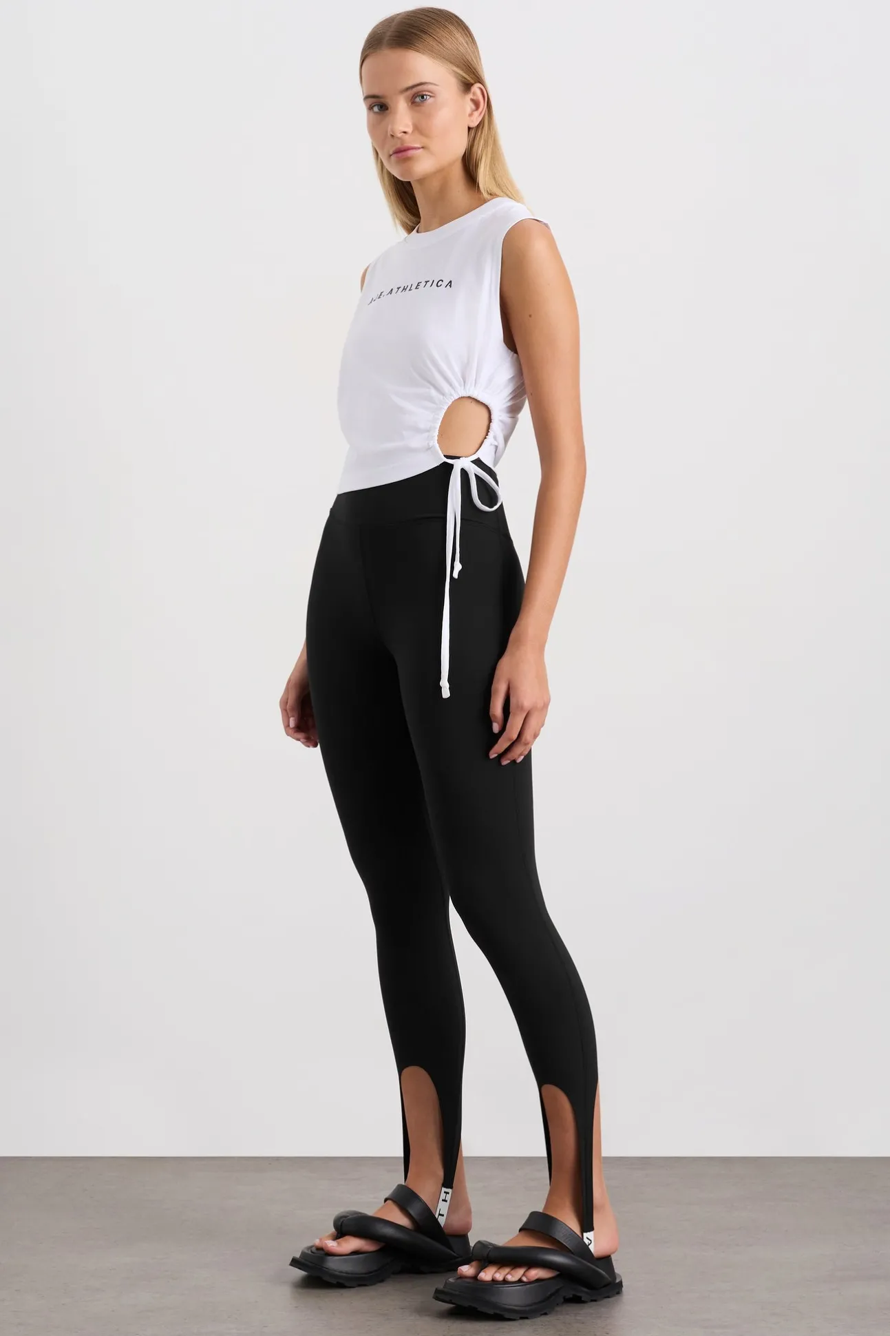 drawcord_cut_out_tank__2-1.webp Drawcord Cut Out Tank 158