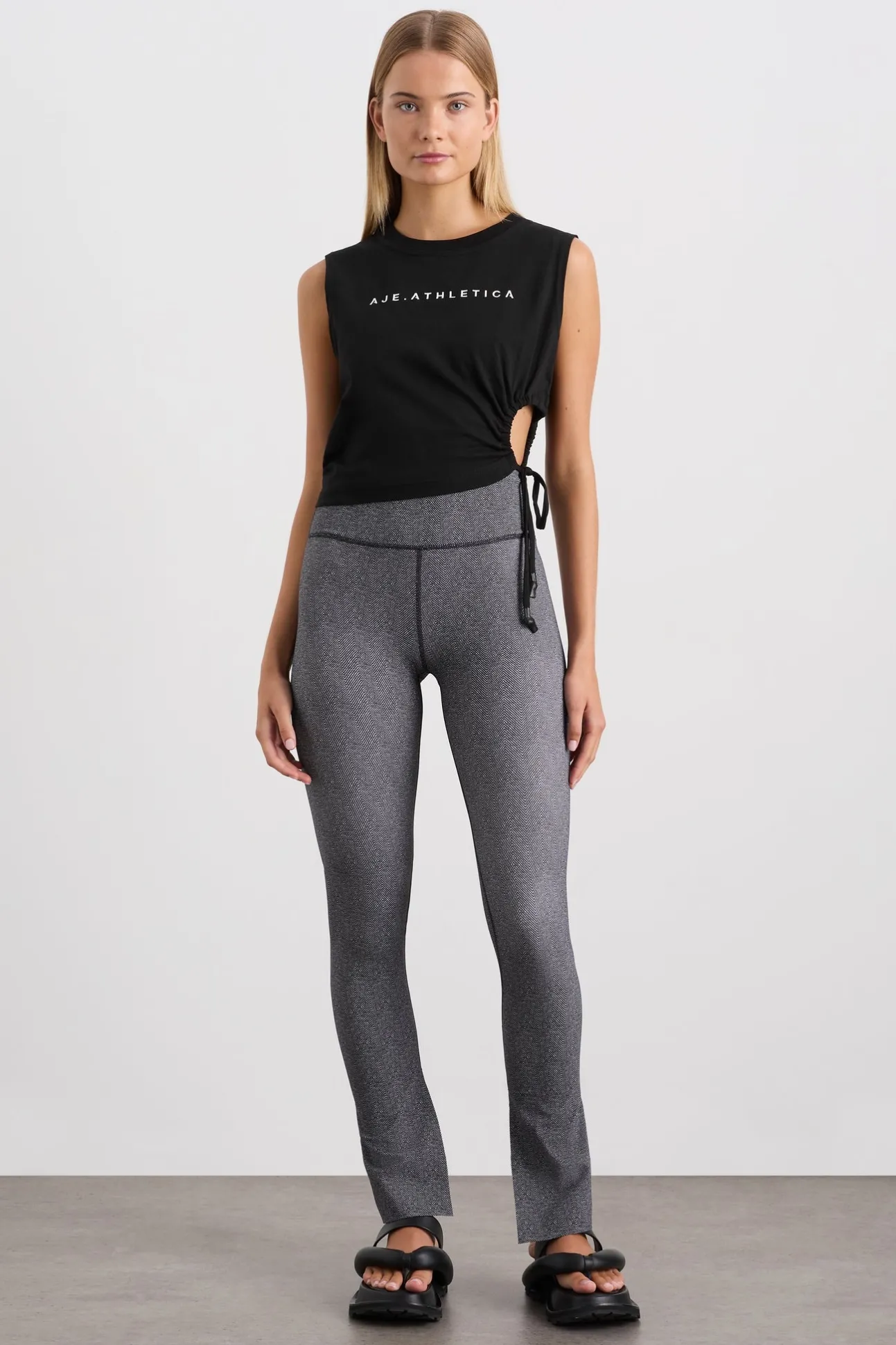 drawcord_cut_out_tank__2.webp Drawcord Cut Out Tank 158