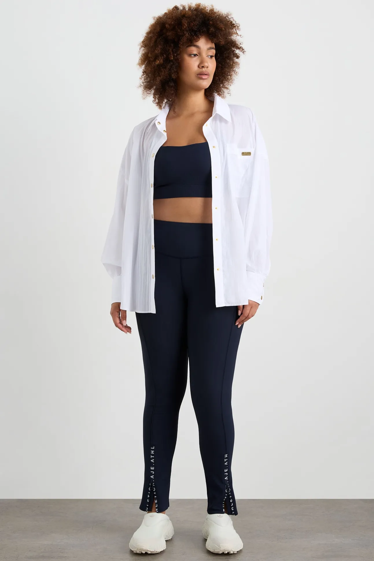 elastic_spray_windbreaker_12-1.webp Elastic Spray Windbreaker 430
