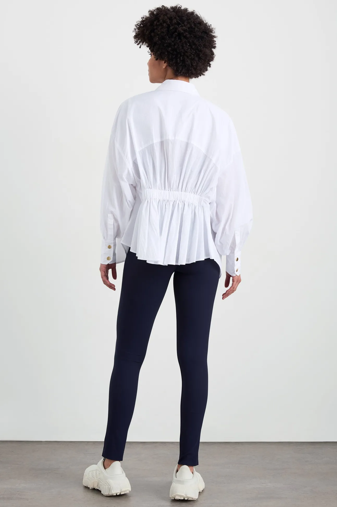 elastic_spray_windbreaker_5-1.webp Elastic Spray Windbreaker 430