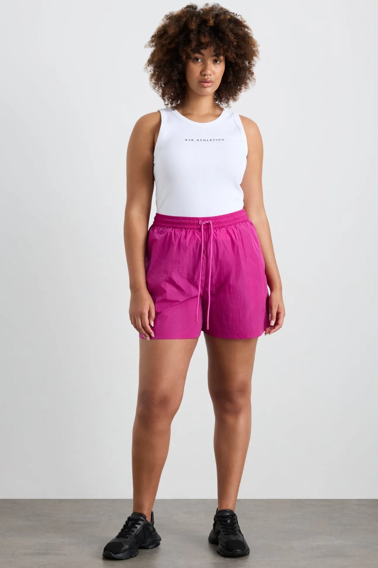 elasticated_spray_short__11.webp Elasticated Spray Short 642
