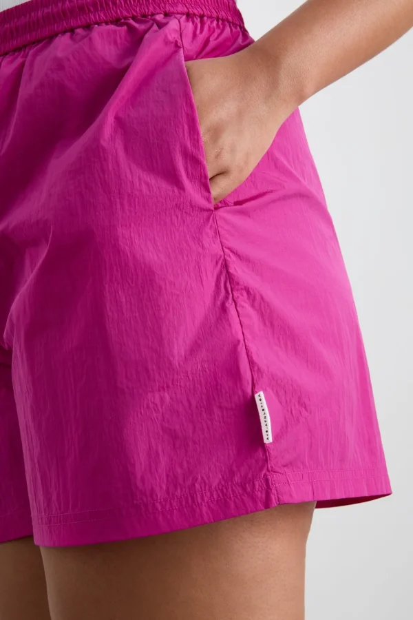 Elasticated Spray Short 642