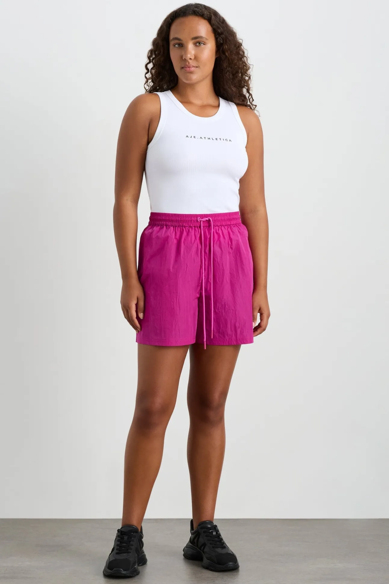 elasticated_spray_short__7.webp Elasticated Spray Short 642
