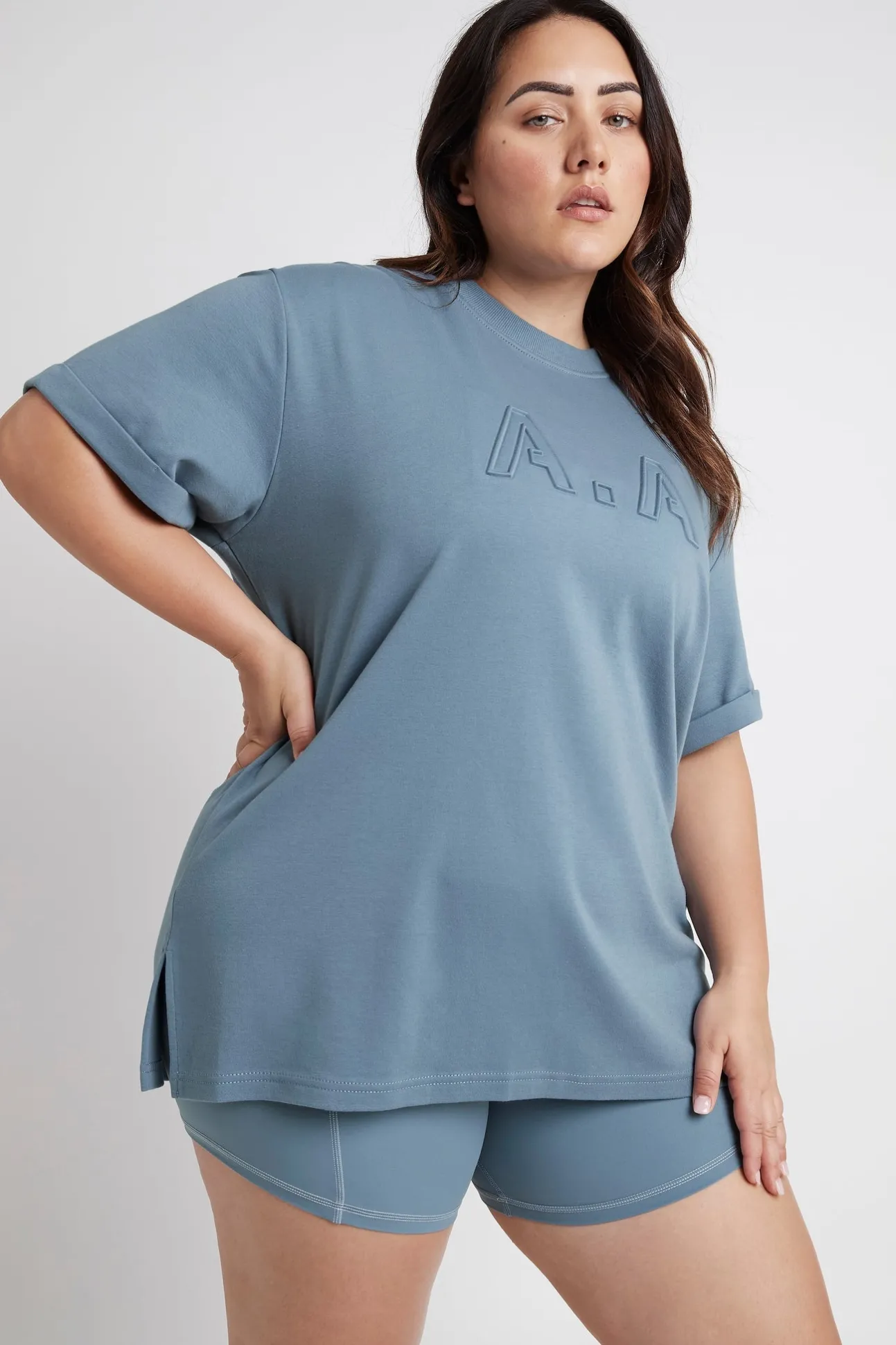 embossed_classic_logo_tsh_12-1.webp Embossed Classic Logo T-Shirt 103