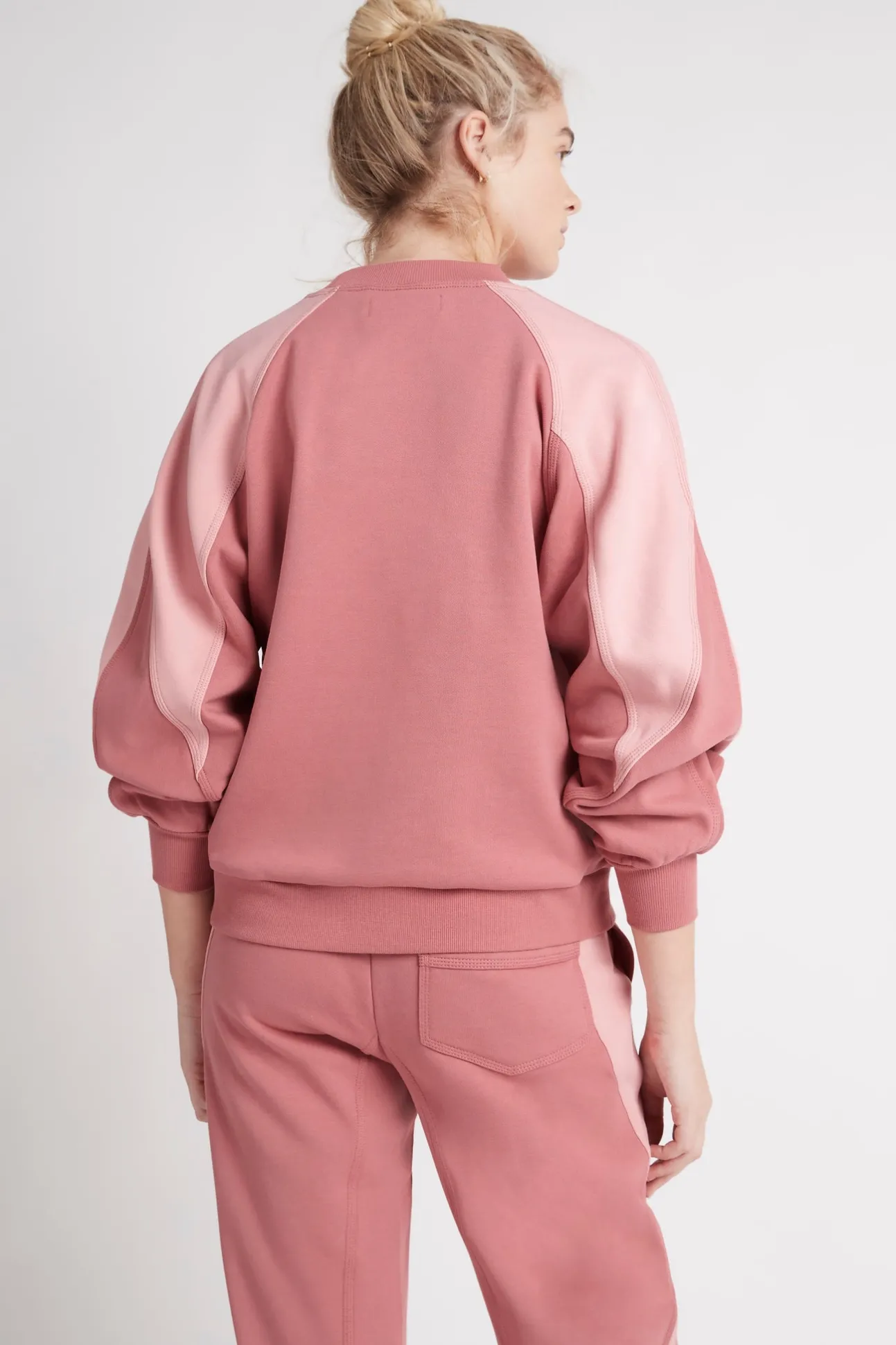 embossed_signature_logo_c_4-1.webp Embossed Signature Logo Crew Jumper 410