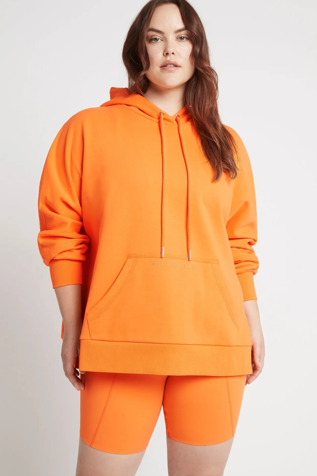 essential_hoodie__12-1.webp Essential Hoodie 411