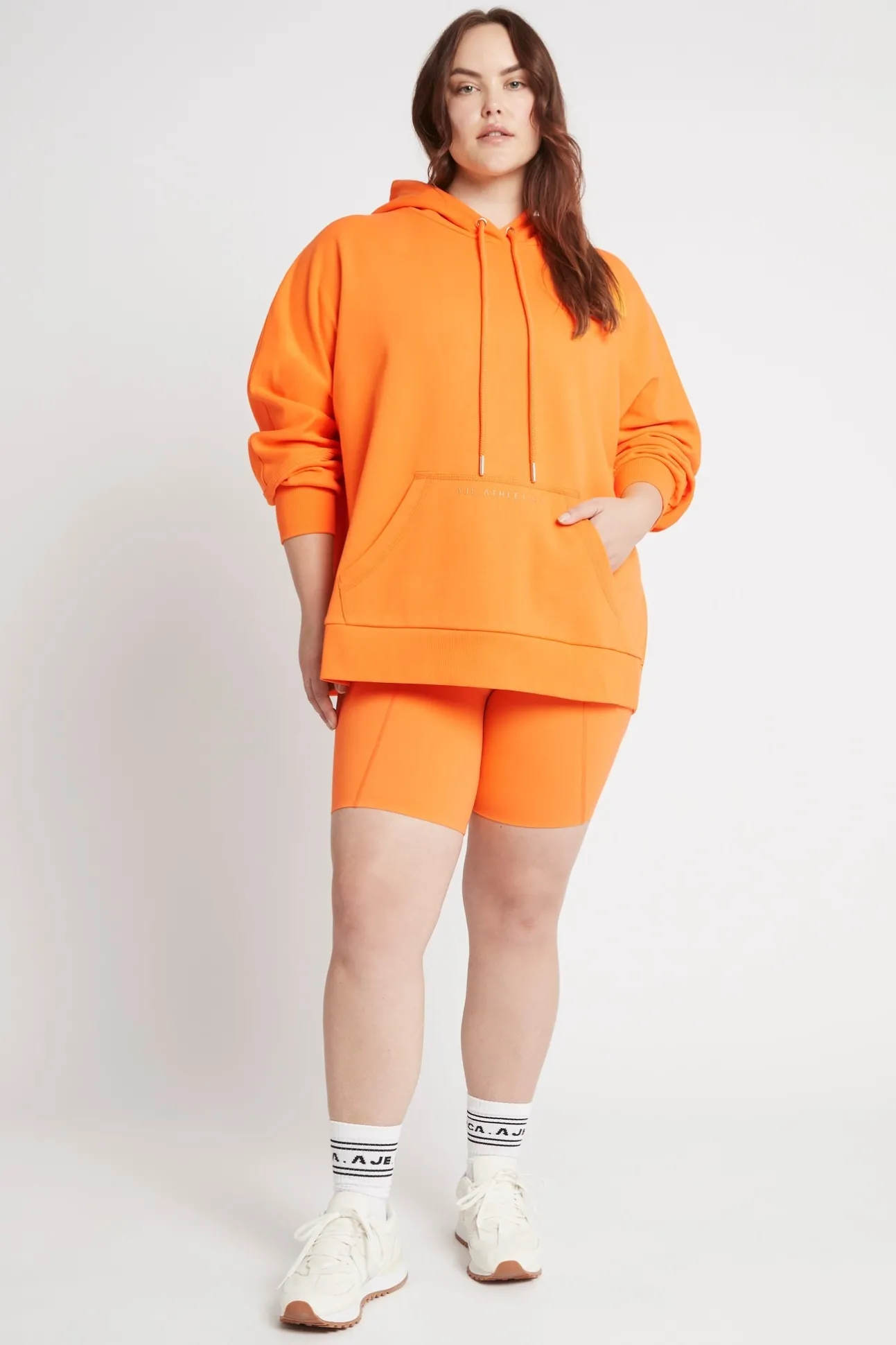 essential_hoodie__15.webp Essential Hoodie 411