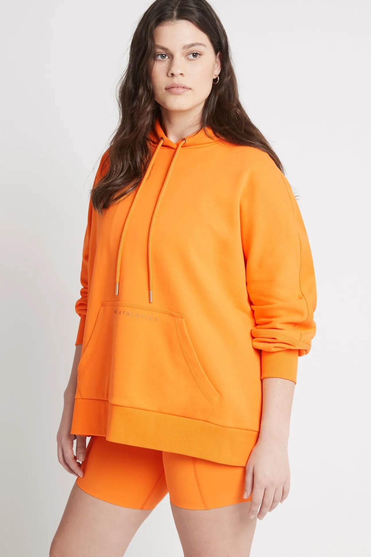 essential_hoodie__8-1.webp Essential Hoodie 411
