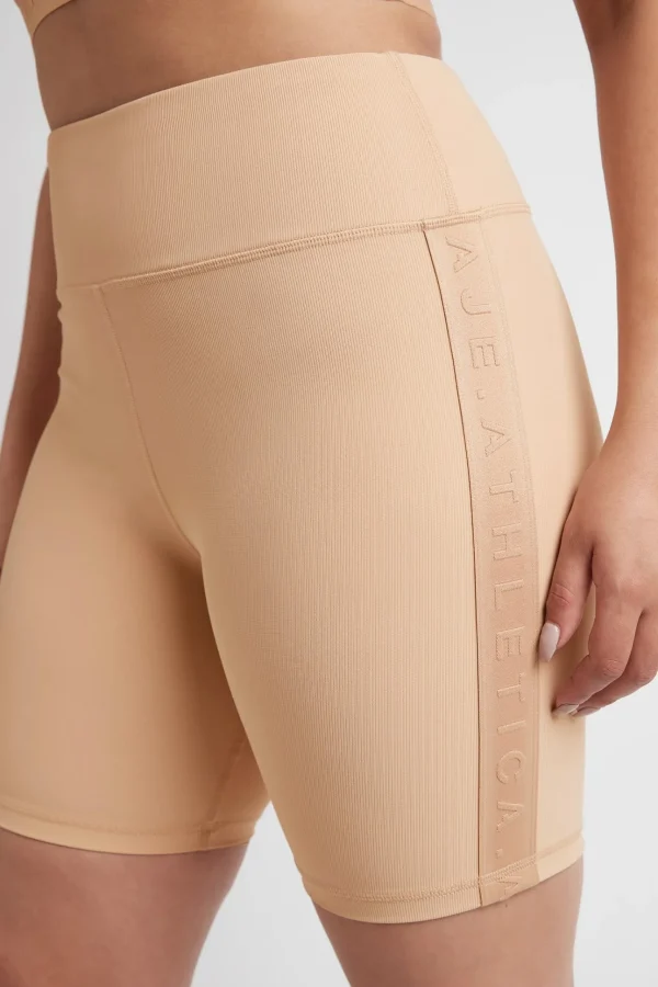 Essential Mid Length Bike Shorts 601