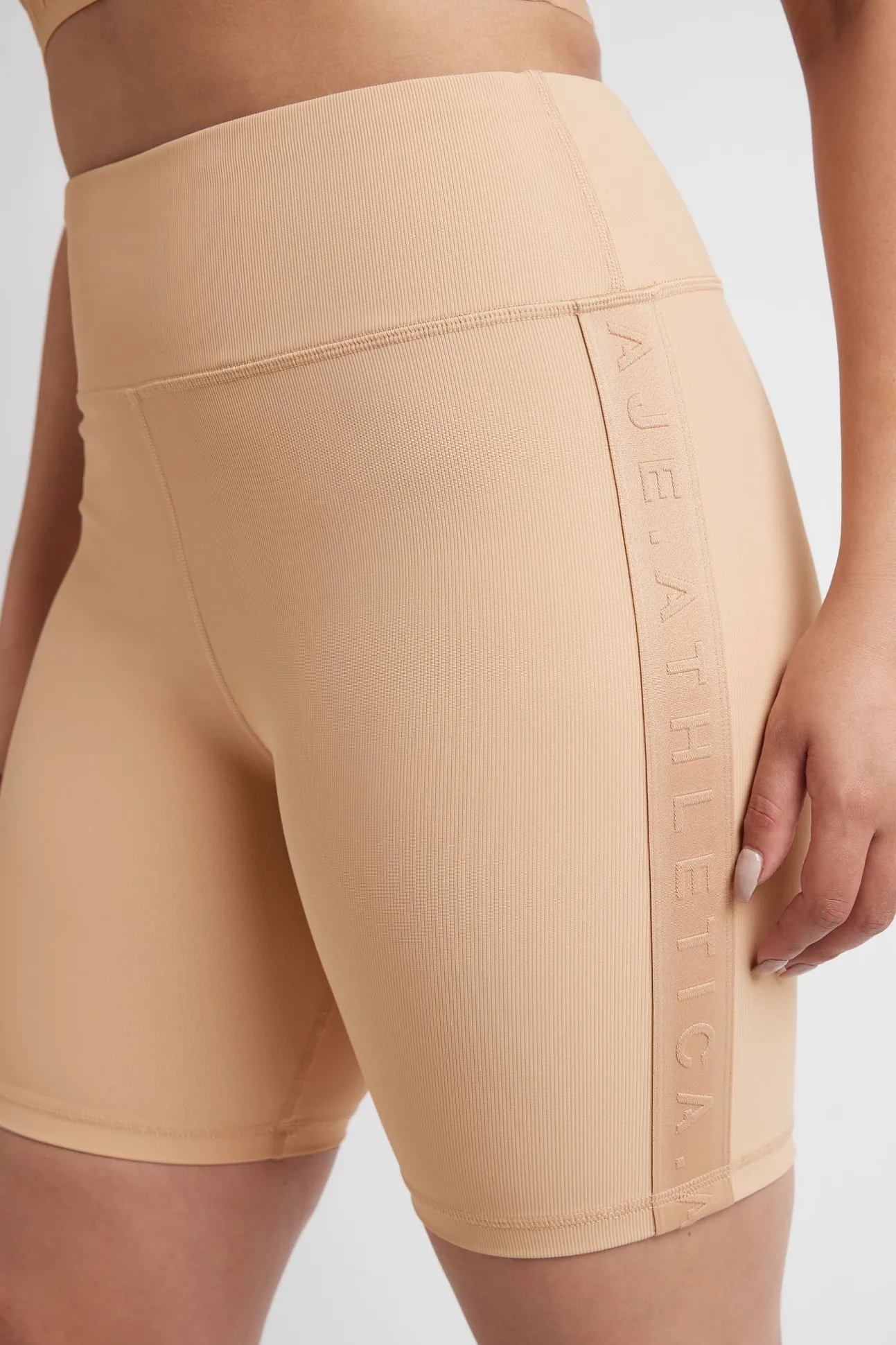 essential_mid_length_bike_13-1.webp Essential Mid Length Bike Shorts 601