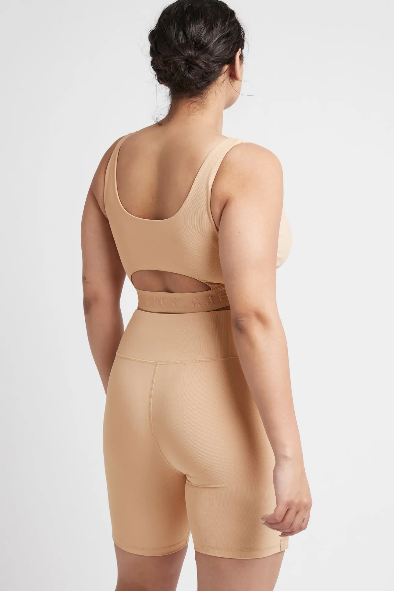 essential_mid_length_bike_14-1.webp Essential Mid Length Bike Shorts 601