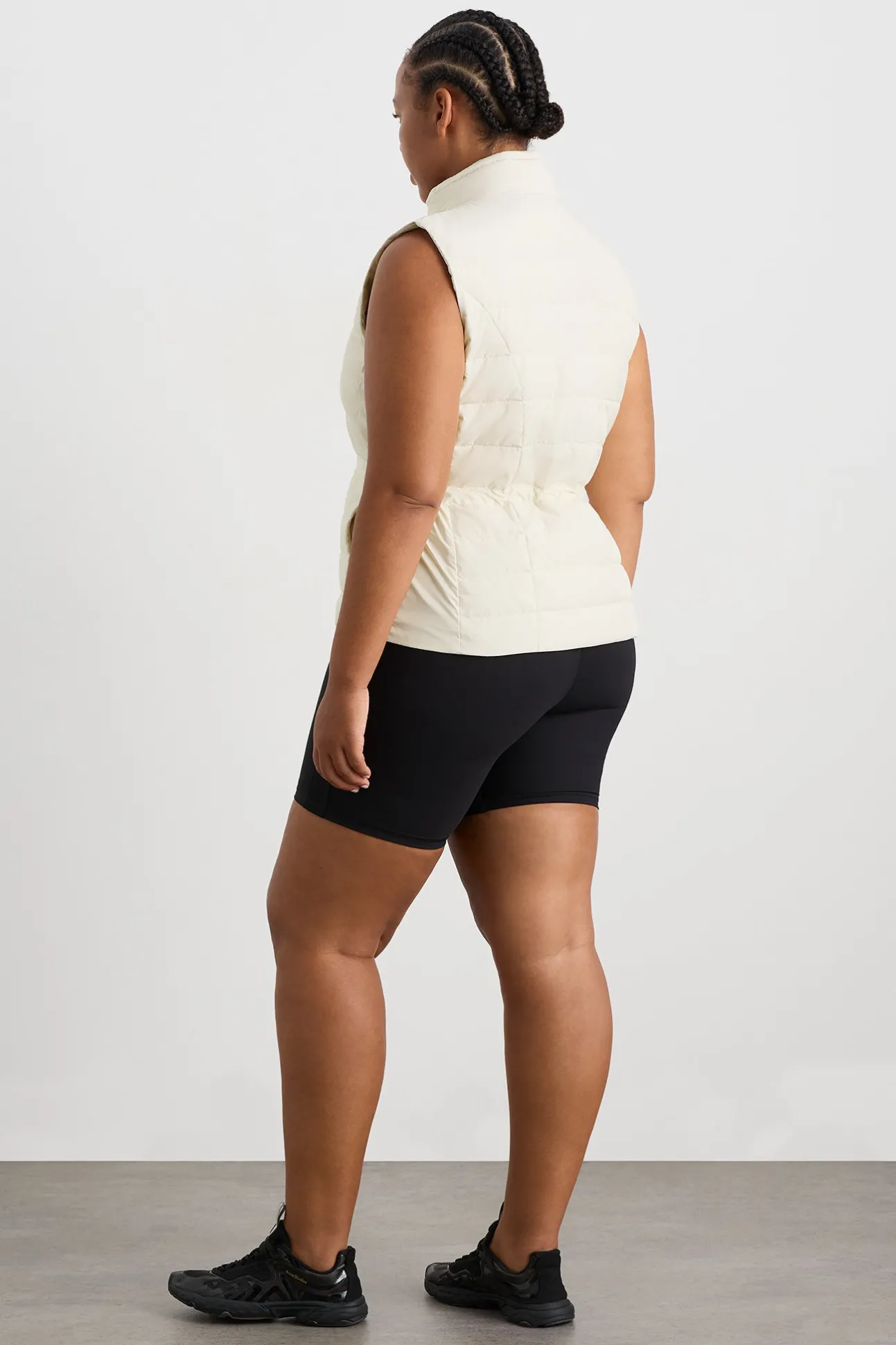essential_puffer_vest__16.webp Essential Puffer Vest 721