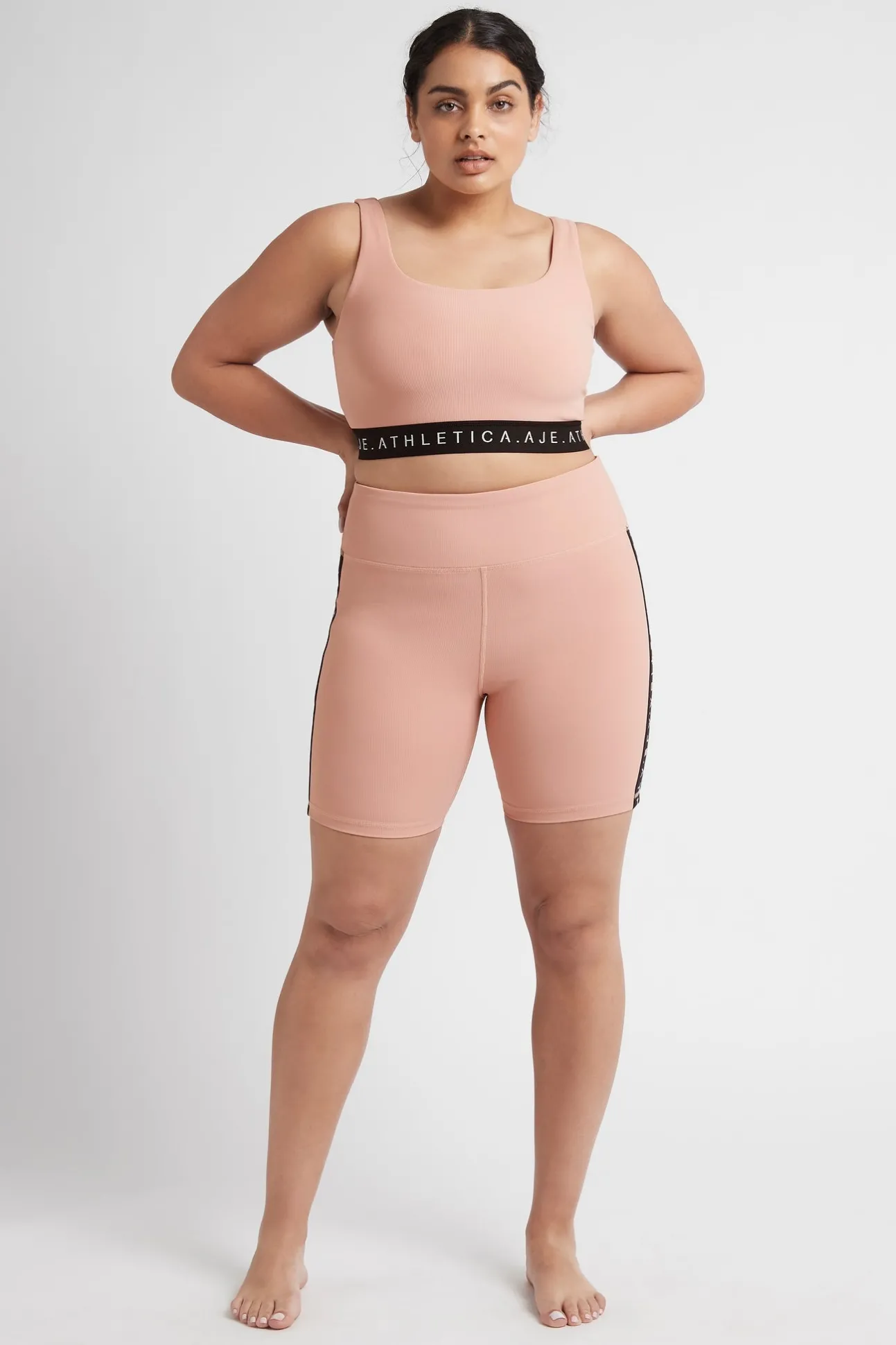 essential_sports_bra__14-3.webp Essential Sports Bra 302
