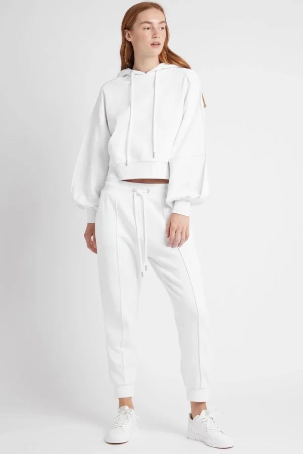 Essential Trackpants 501