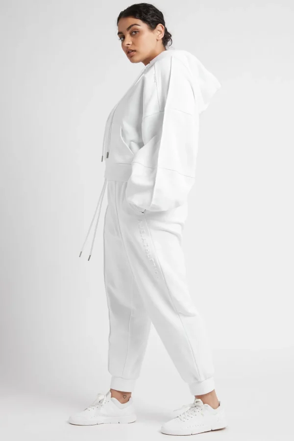 Essential Trackpants 501