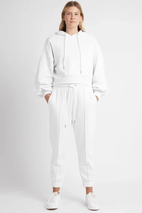 Essential Trackpants 501