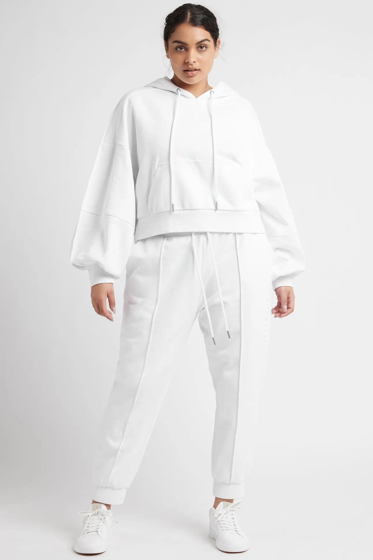 essential_trackpants__9.webp Essential Trackpants 501