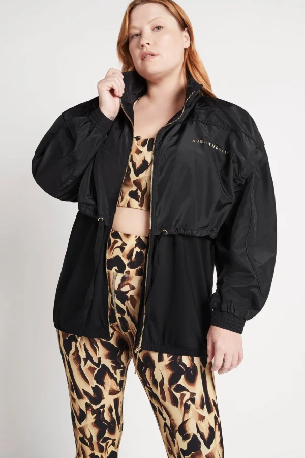 Essential Windbreaker Jacket 718