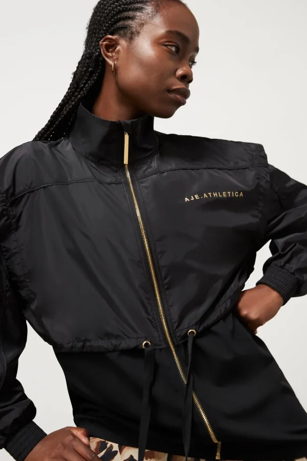 Essential Windbreaker Jacket 718