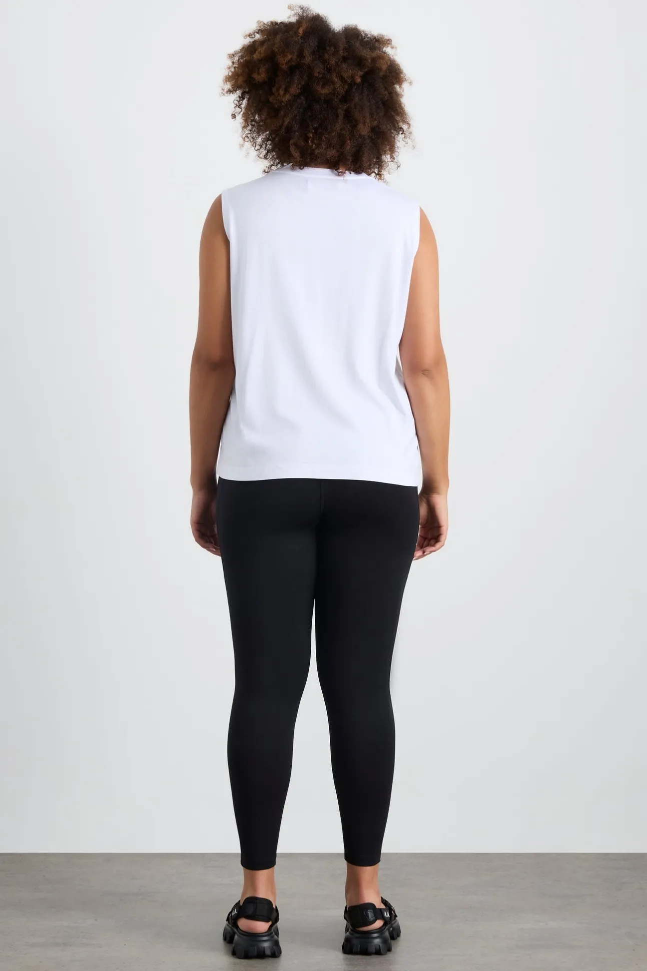 established_logo_tank__12.webp Established Logo Tank 101