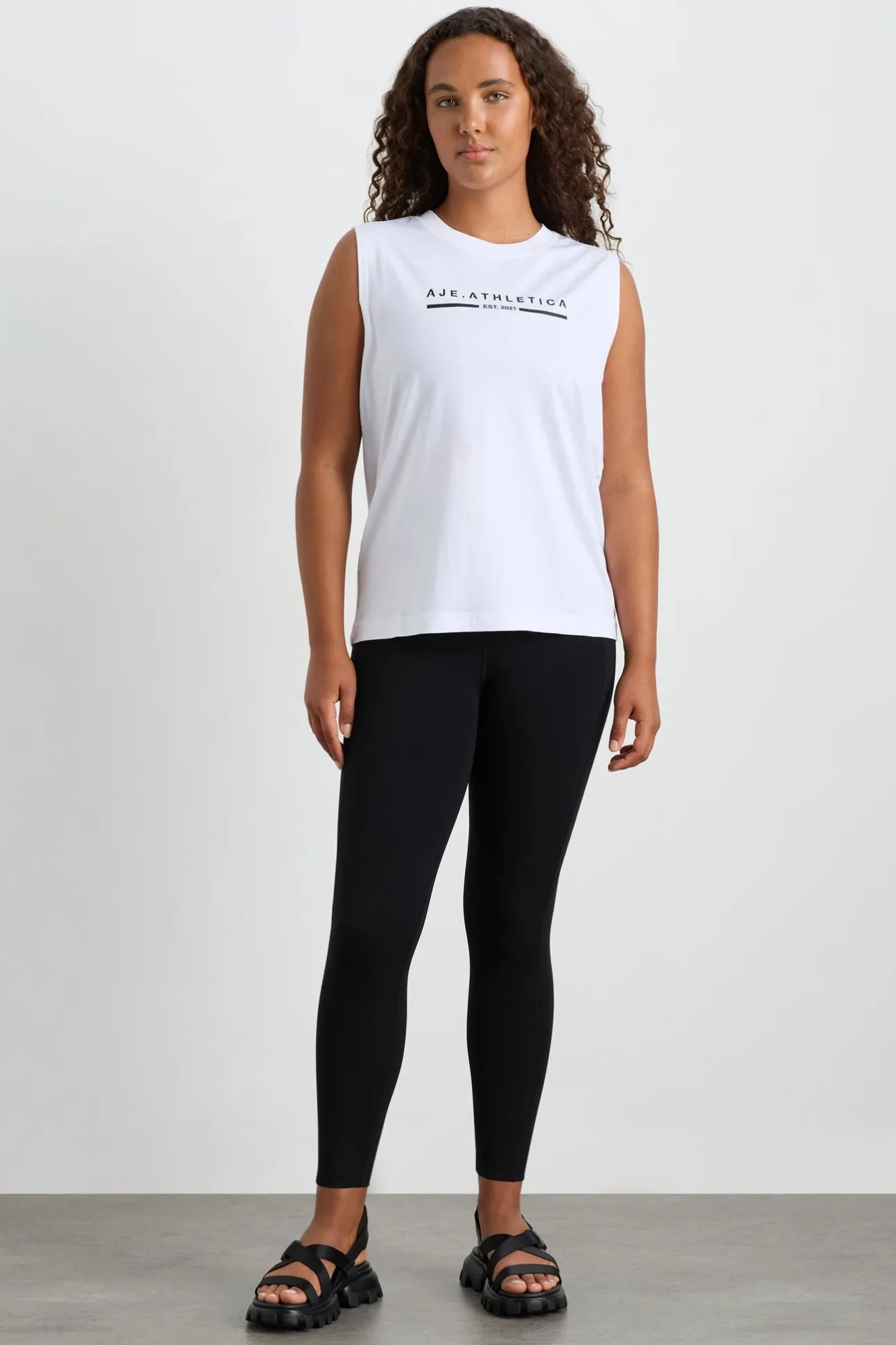 established_logo_tank__5.webp Established Logo Tank 101