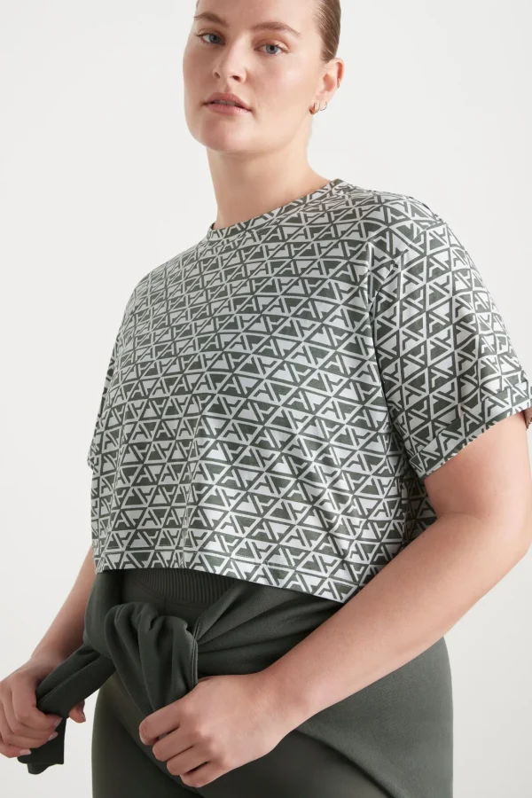 Geo Print Crop T-Shirt 105