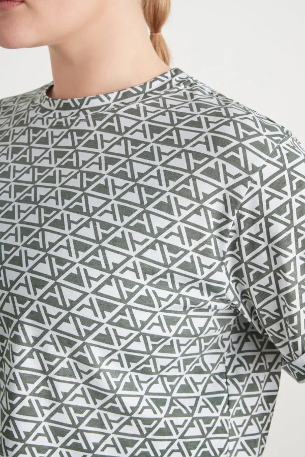 Geo Print Crop T-Shirt 105