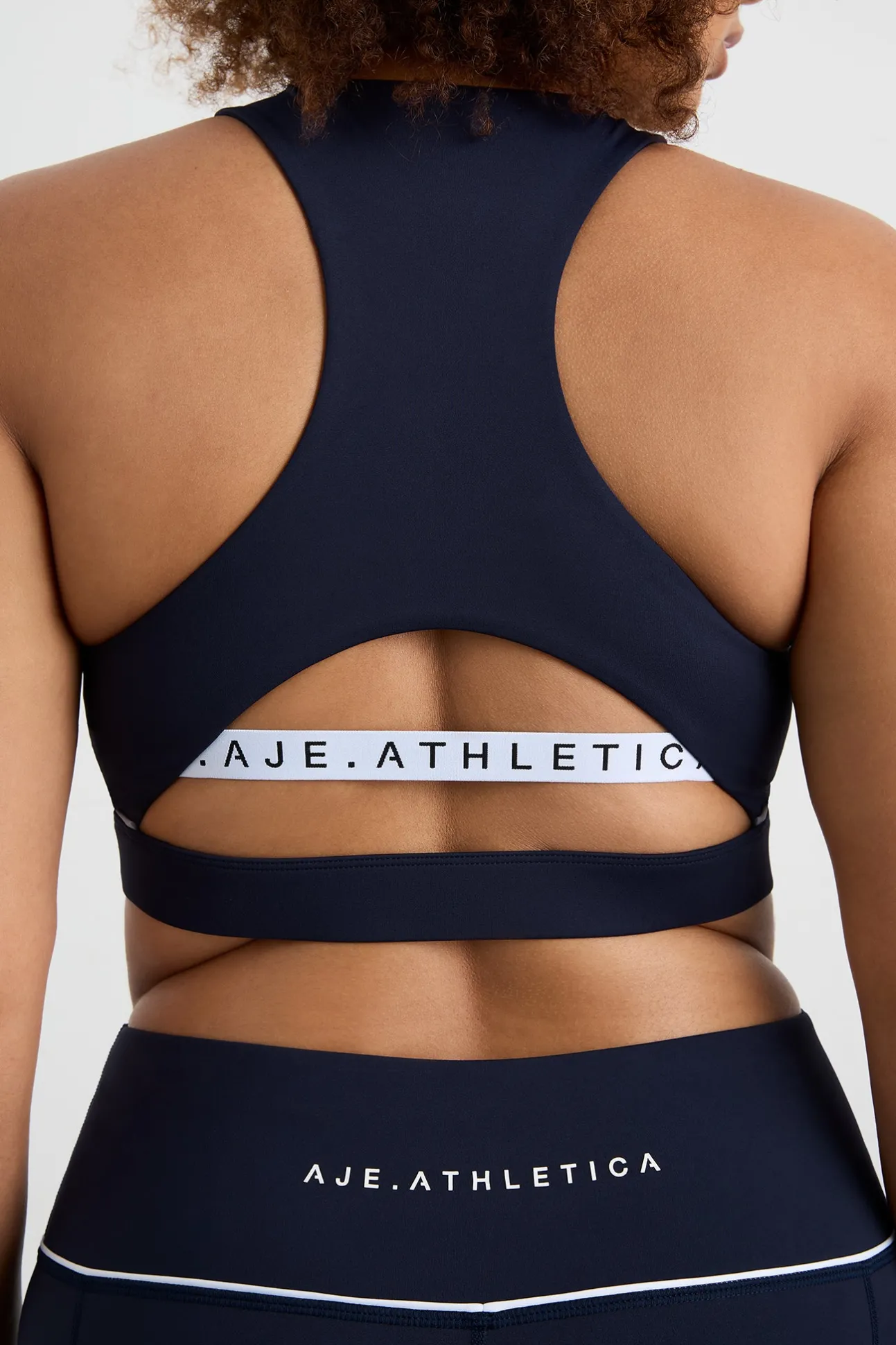 high_neck_sports_bra__11.webp High Neck Sports Bra 374