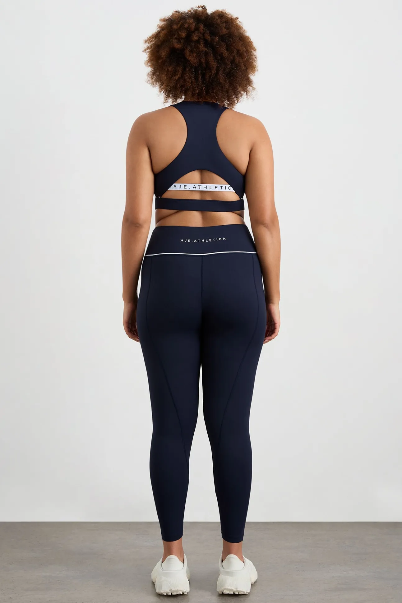 high_neck_sports_bra__12.webp High Neck Sports Bra 374
