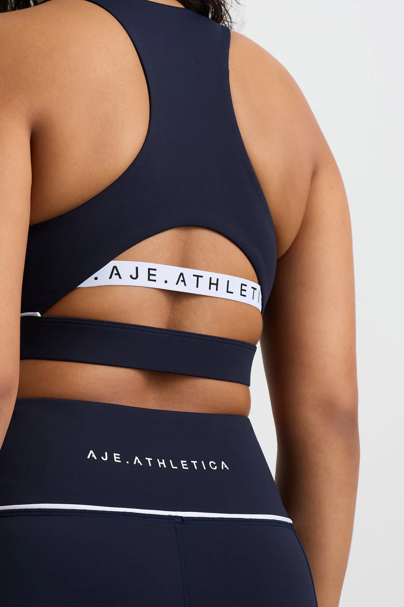 high_neck_sports_bra__7.webp High Neck Sports Bra 374