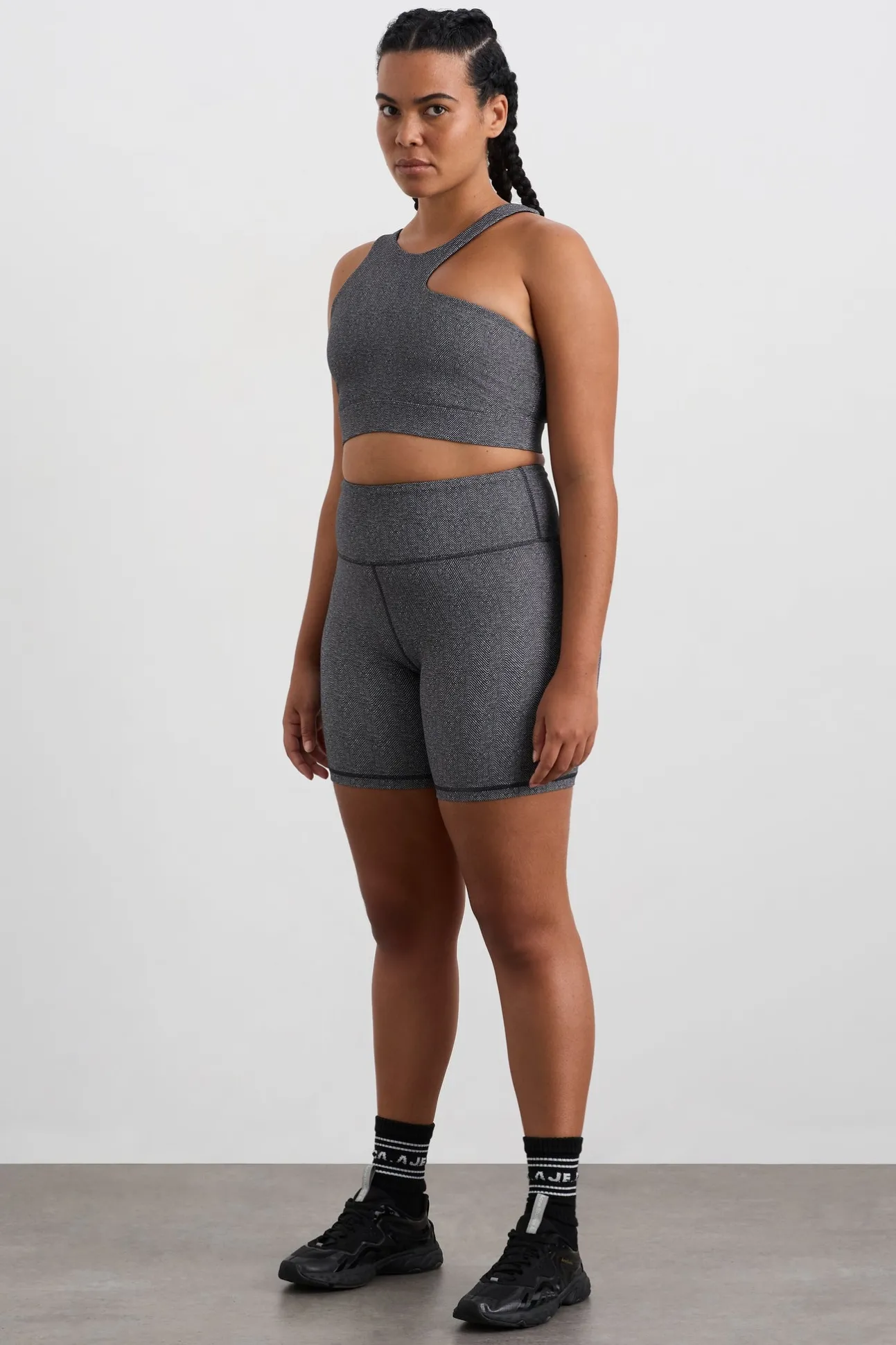 high_rise_bike_shorts__5.webp High Rise Bike Shorts 607