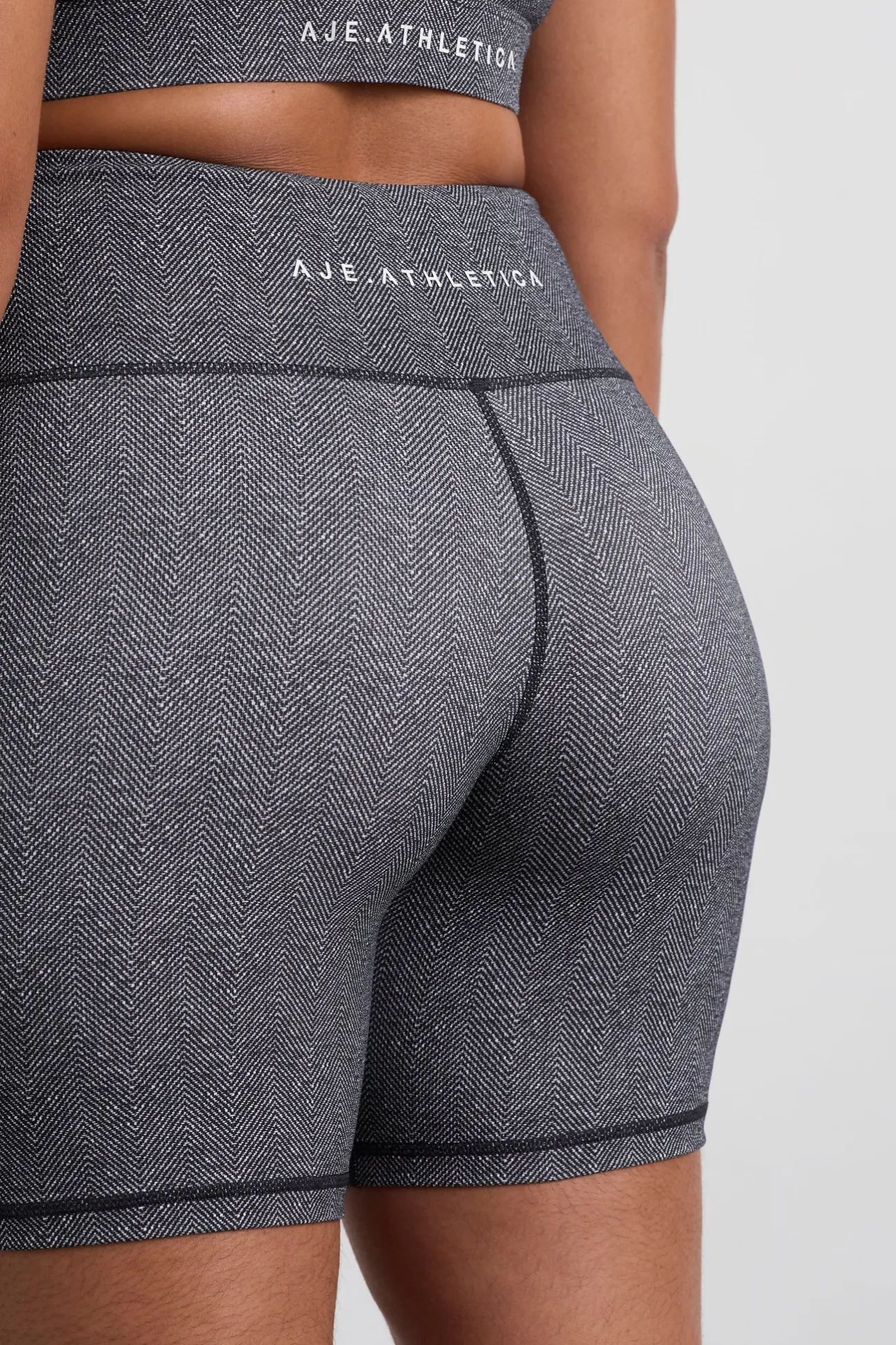 high_rise_bike_shorts__7.webp High Rise Bike Shorts 607