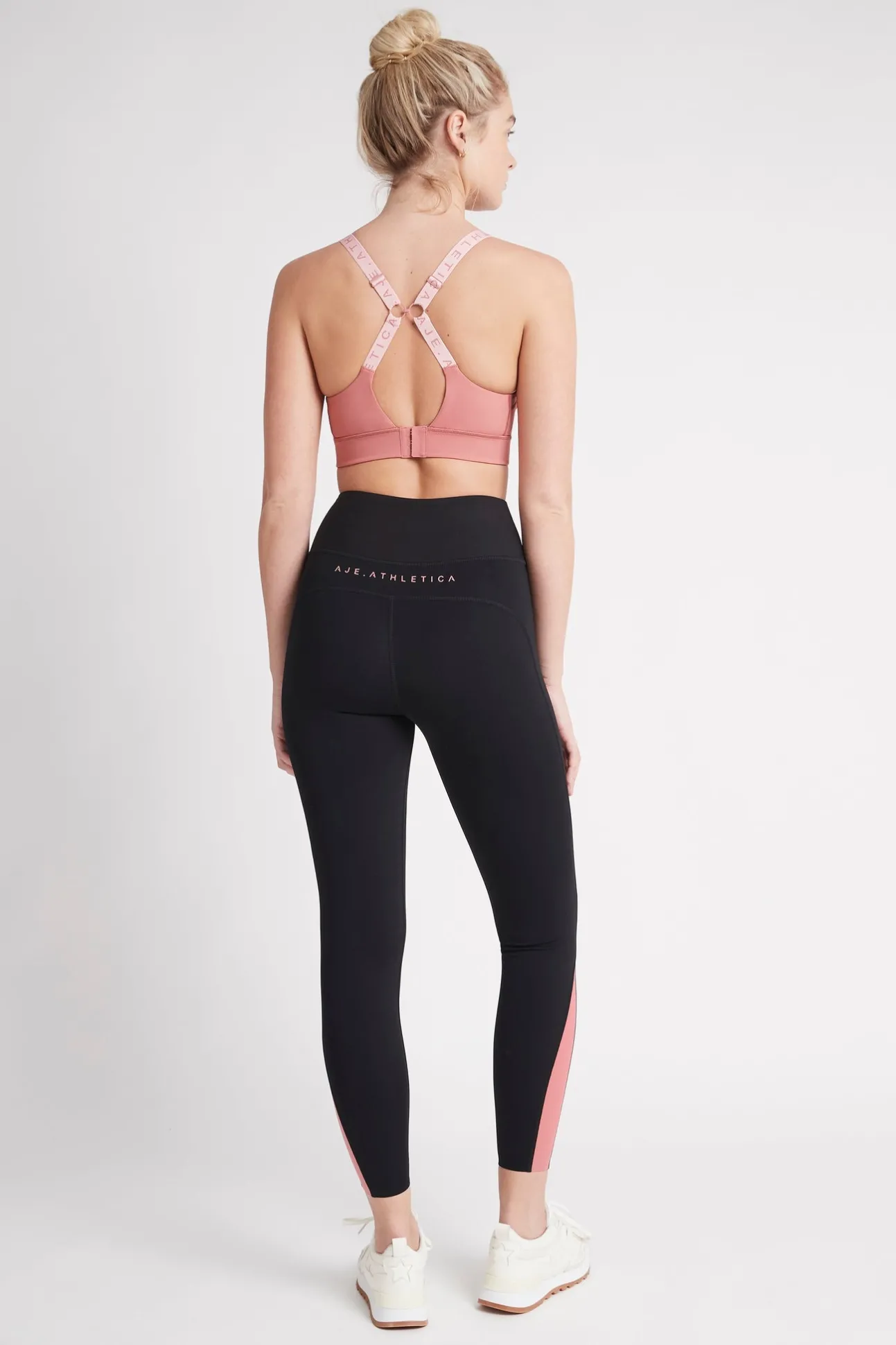 high_rise_full_length_leg_4-2.webp High Rise Full Length Legging 203